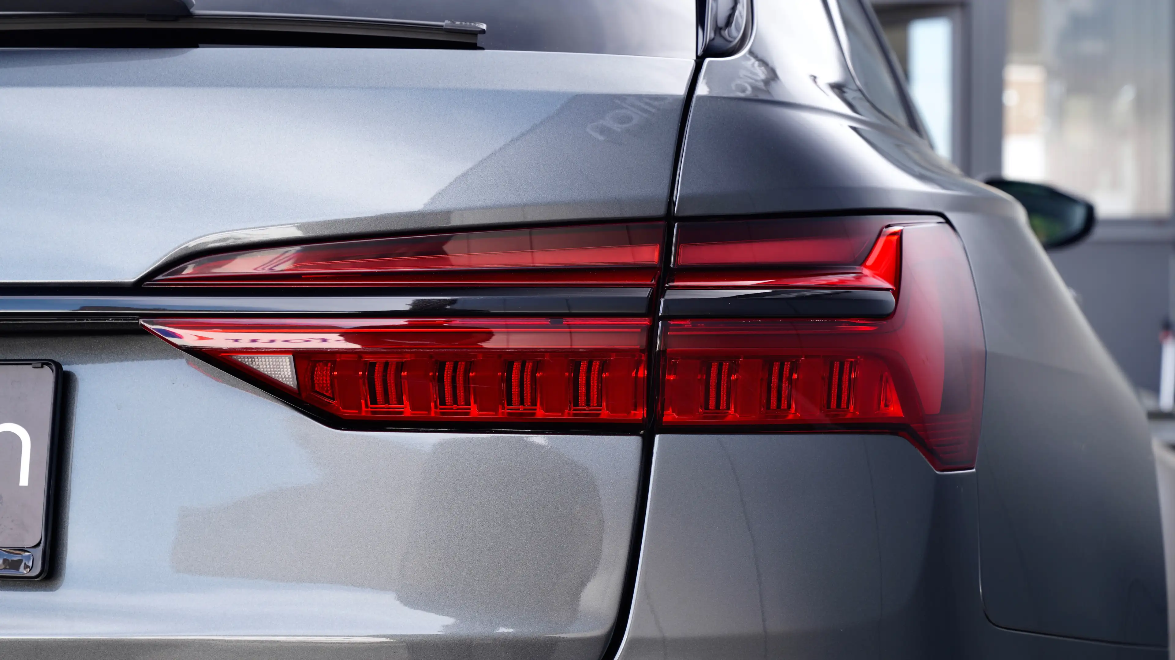 Audi RS6 4.0 V8 TFSI *CERAMIC/CARBON/RS DESIGN/PANO/B&O* — photo 15