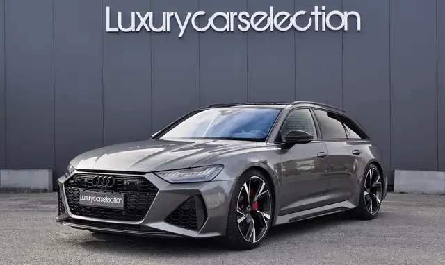Audi RS6 4.0 V8 TFSI *CERAMIC/CARBON/RS DESIGN/PANO/B&O*