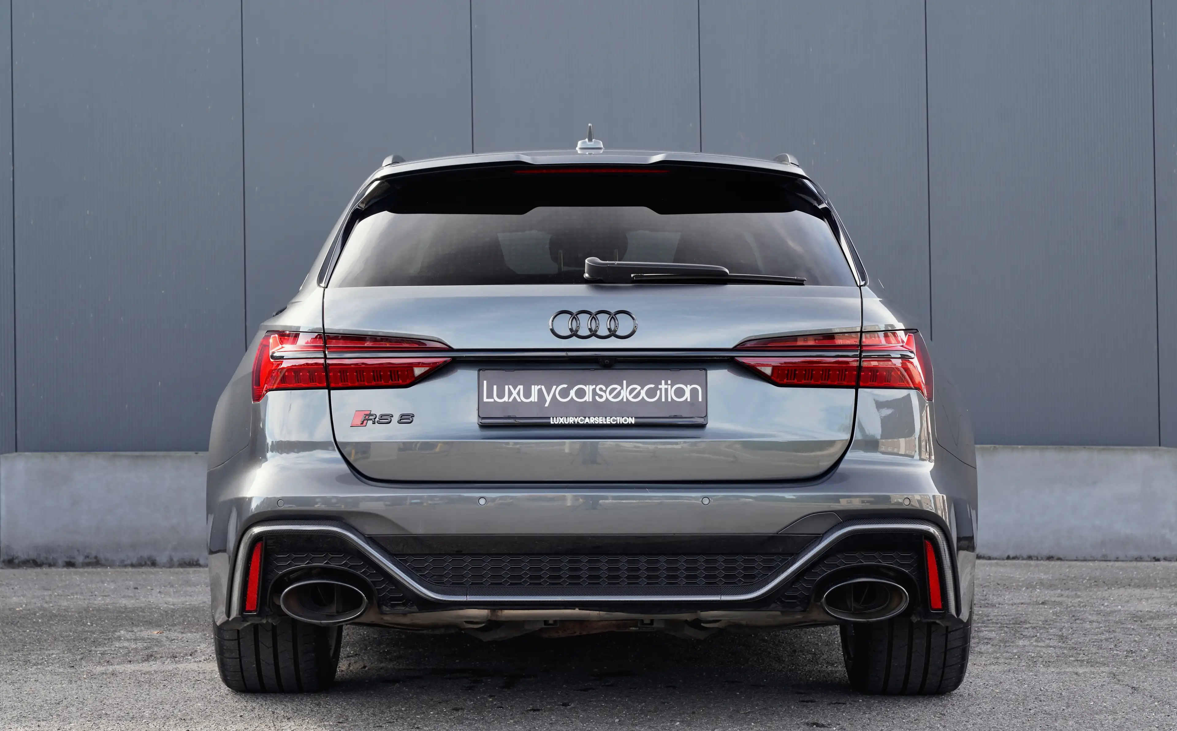 Audi RS6 4.0 V8 TFSI *CERAMIC/CARBON/RS DESIGN/PANO/B&O* — photo 7