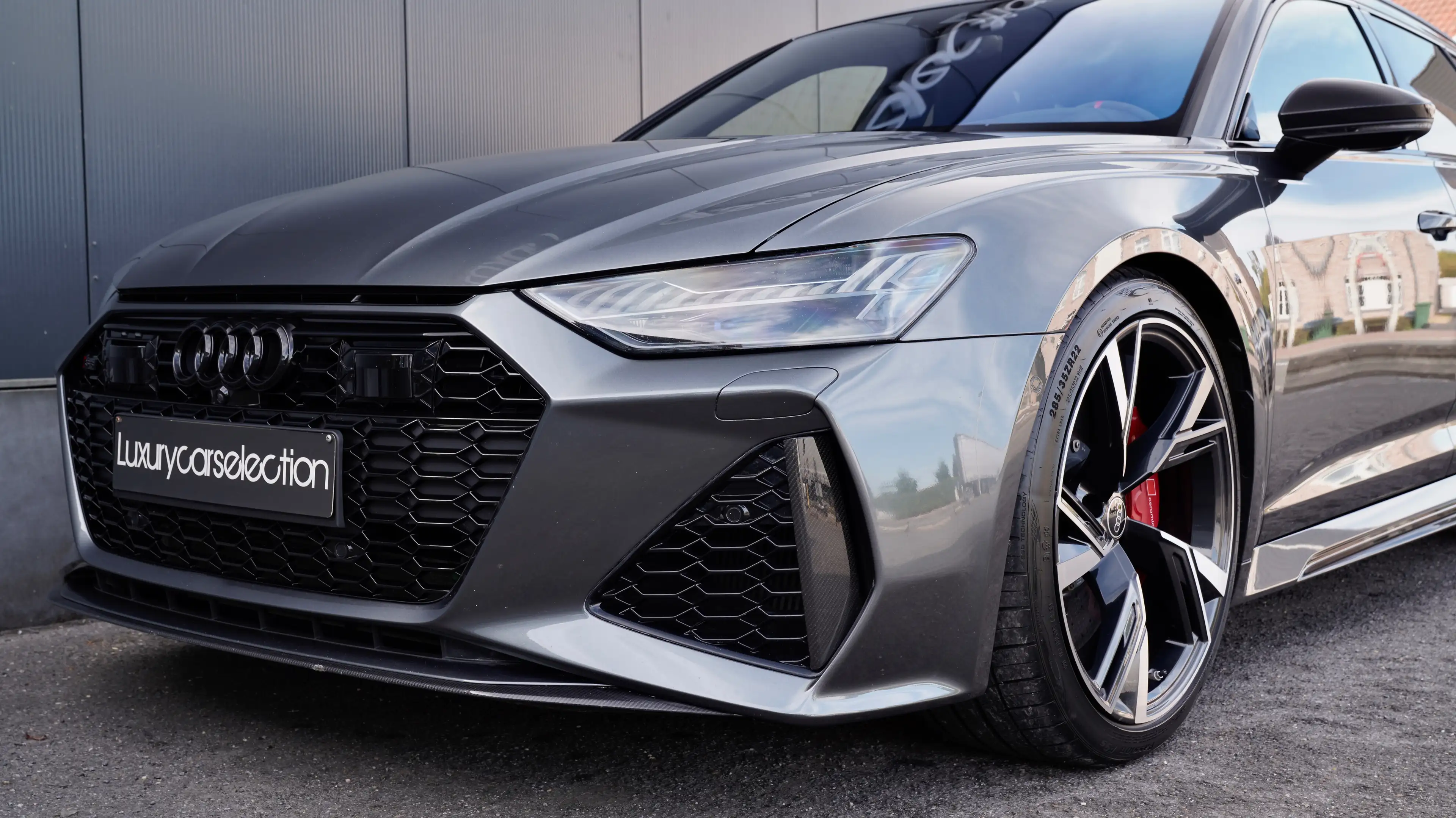 Audi RS6 4.0 V8 TFSI *CERAMIC/CARBON/RS DESIGN/PANO/B&O* — photo 10