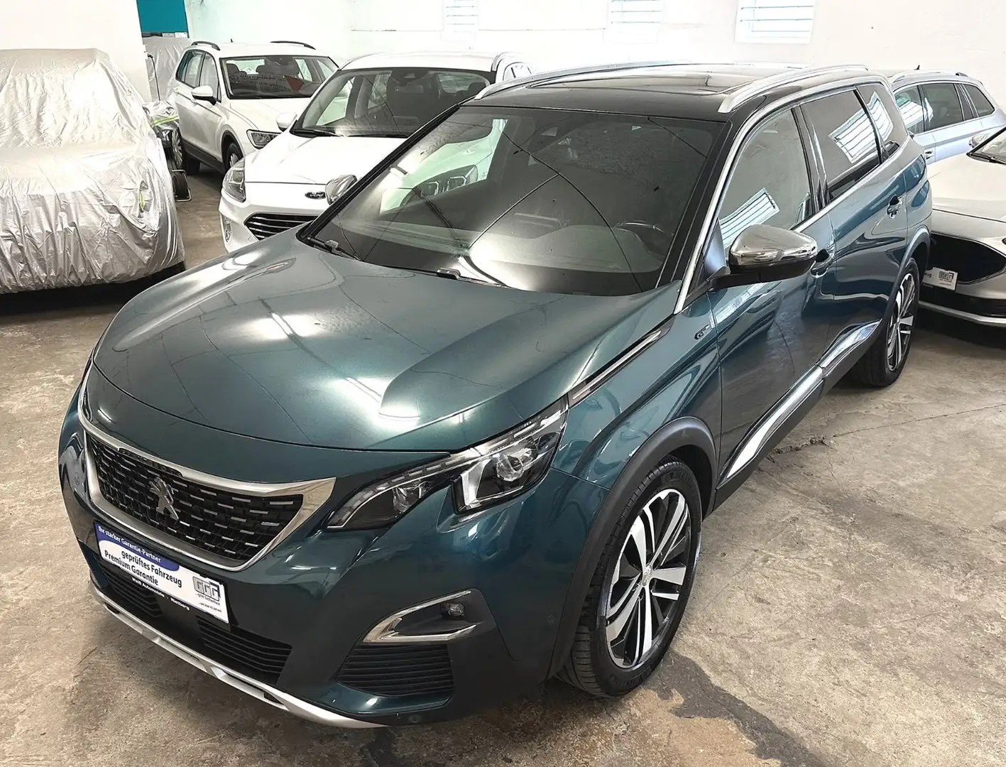 Peugeot 5008 GT 2.0, 7 Sitzer, Vollausstattung,Panorama Verde - 1