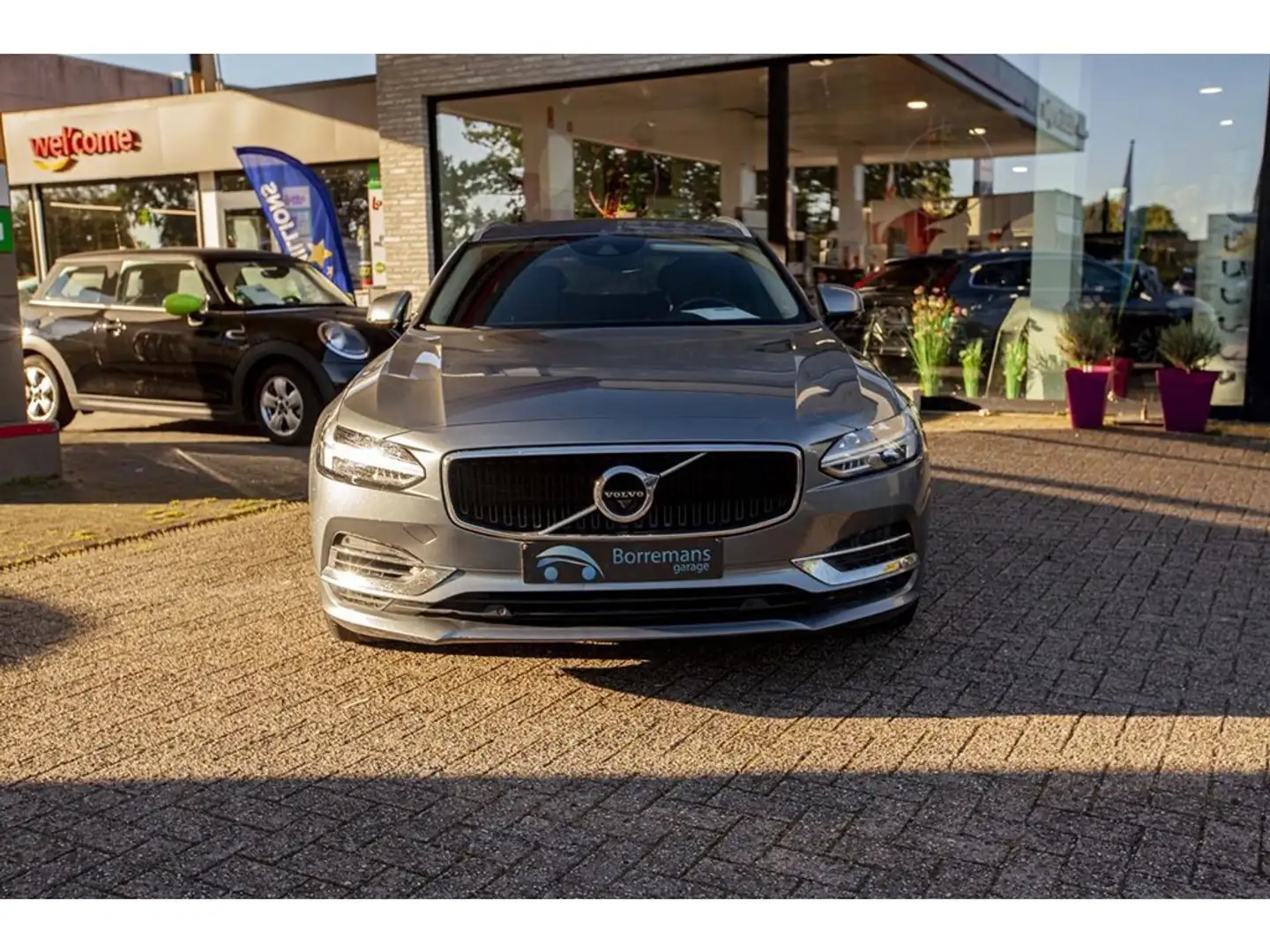 Volvo V90 2.0 T8 TE AWD Momentum Plug-In Gear. Business Line Gris - 2