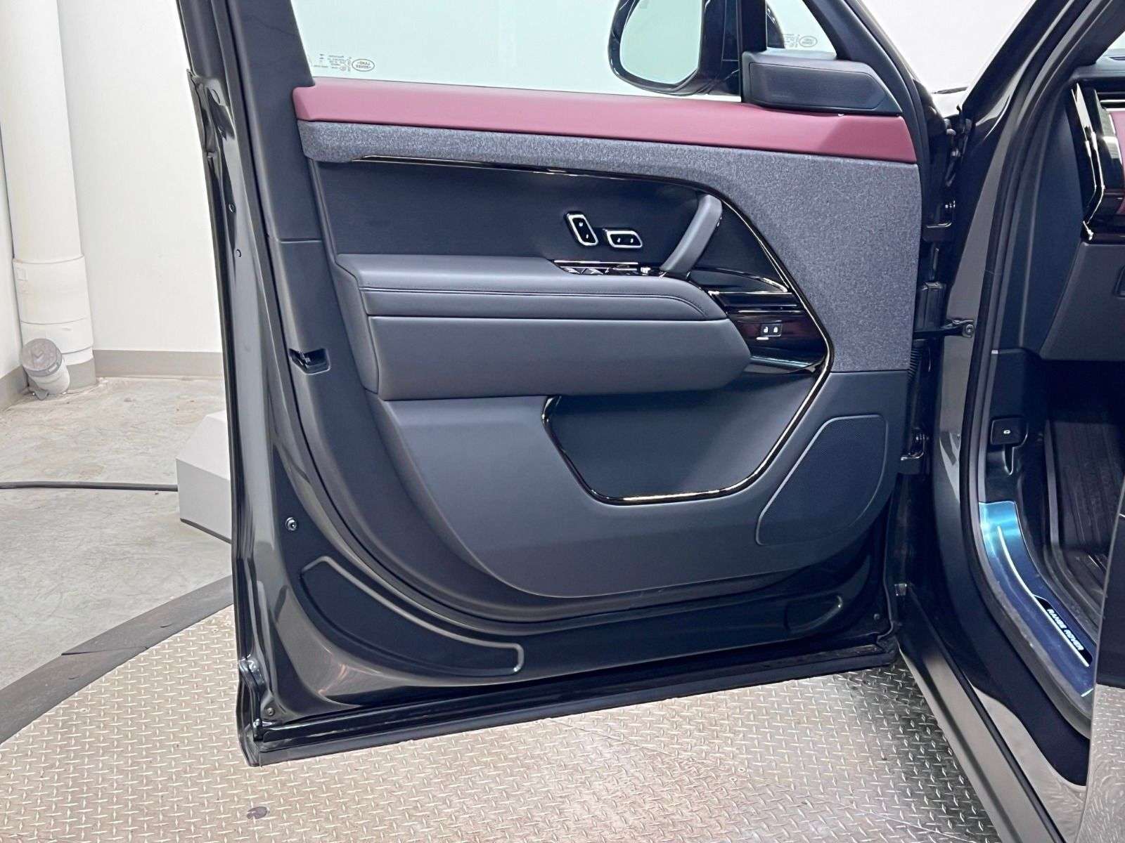 2026 Land Rover Range Rover Sport P400 DYNAMIC HSE thumb 26