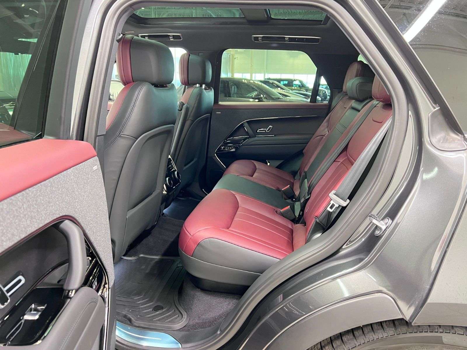 2026 Land Rover Range Rover Sport P400 DYNAMIC HSE thumb 23