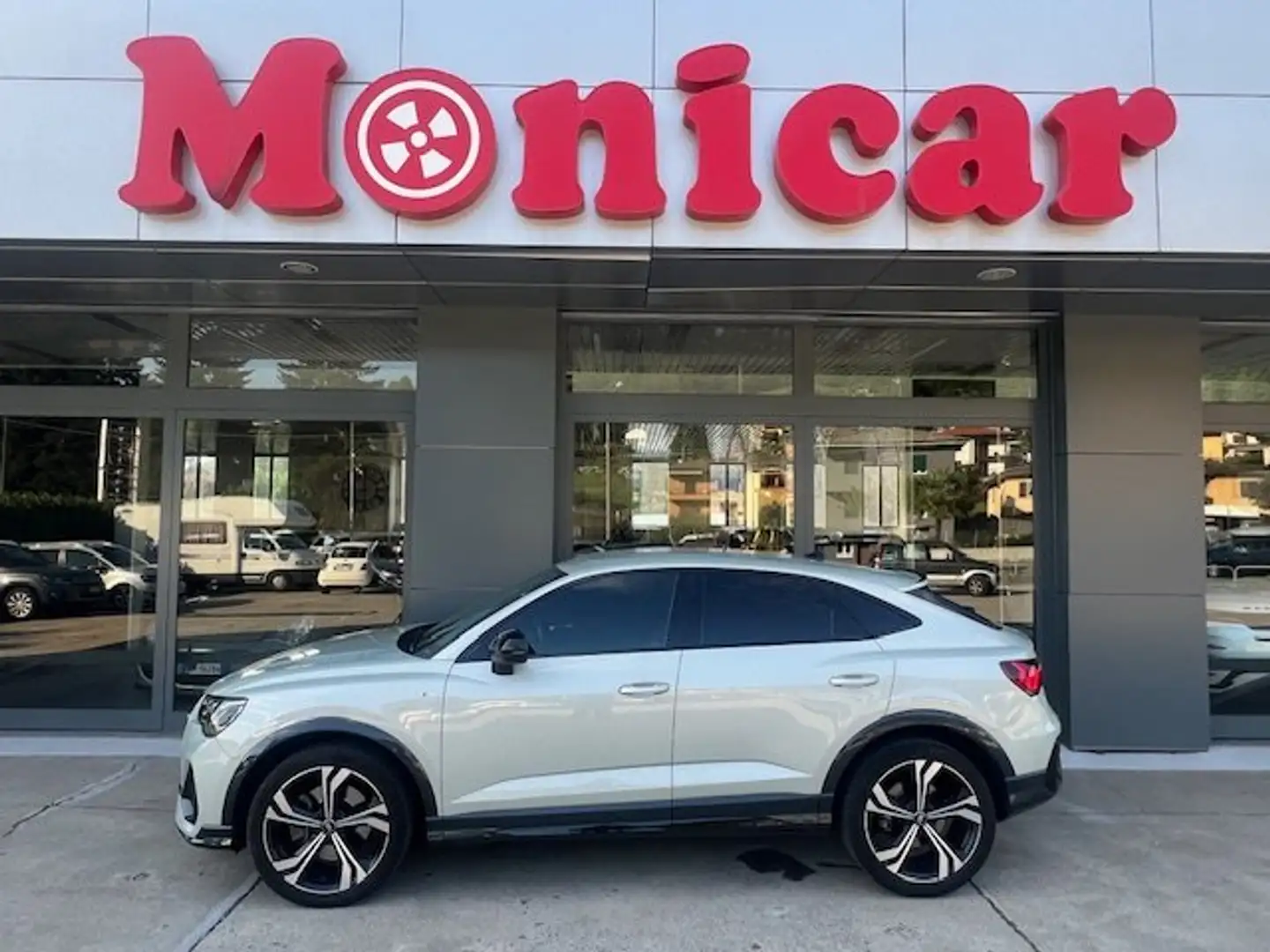 Audi Q3 Q3 I 2019 Sportback  45 2.0 tfsi S-Line Exterior Grau - 1