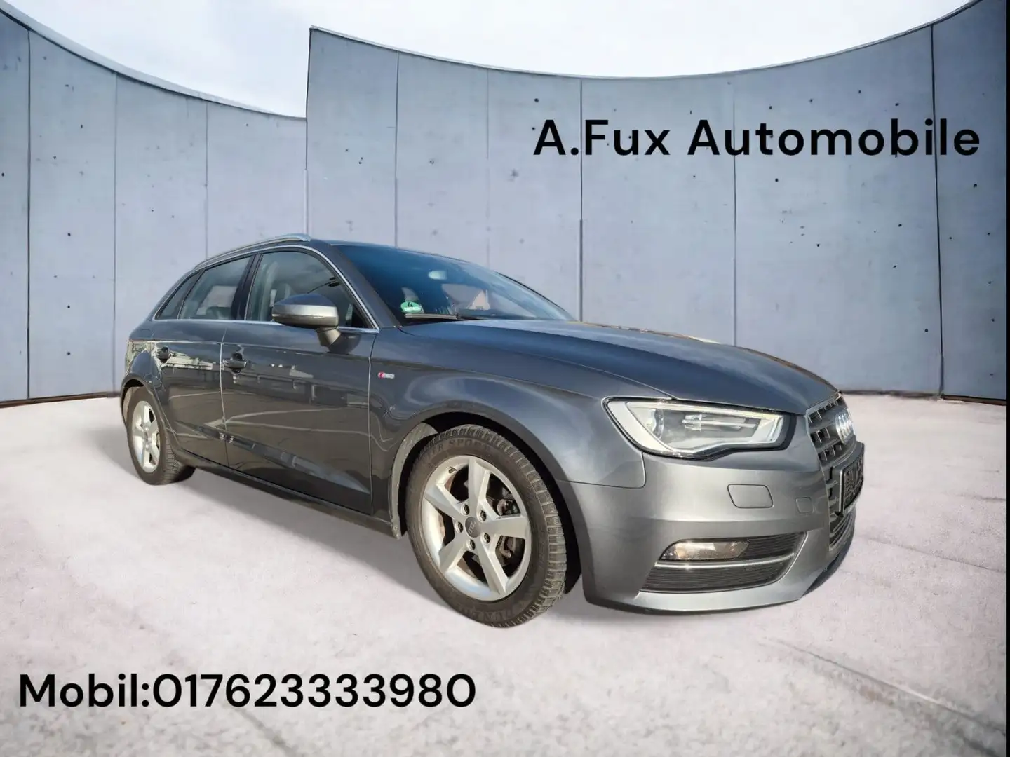 Audi A3 S-line  Bi-Xenon S-tronic Zahnr.Neu Grau - 1