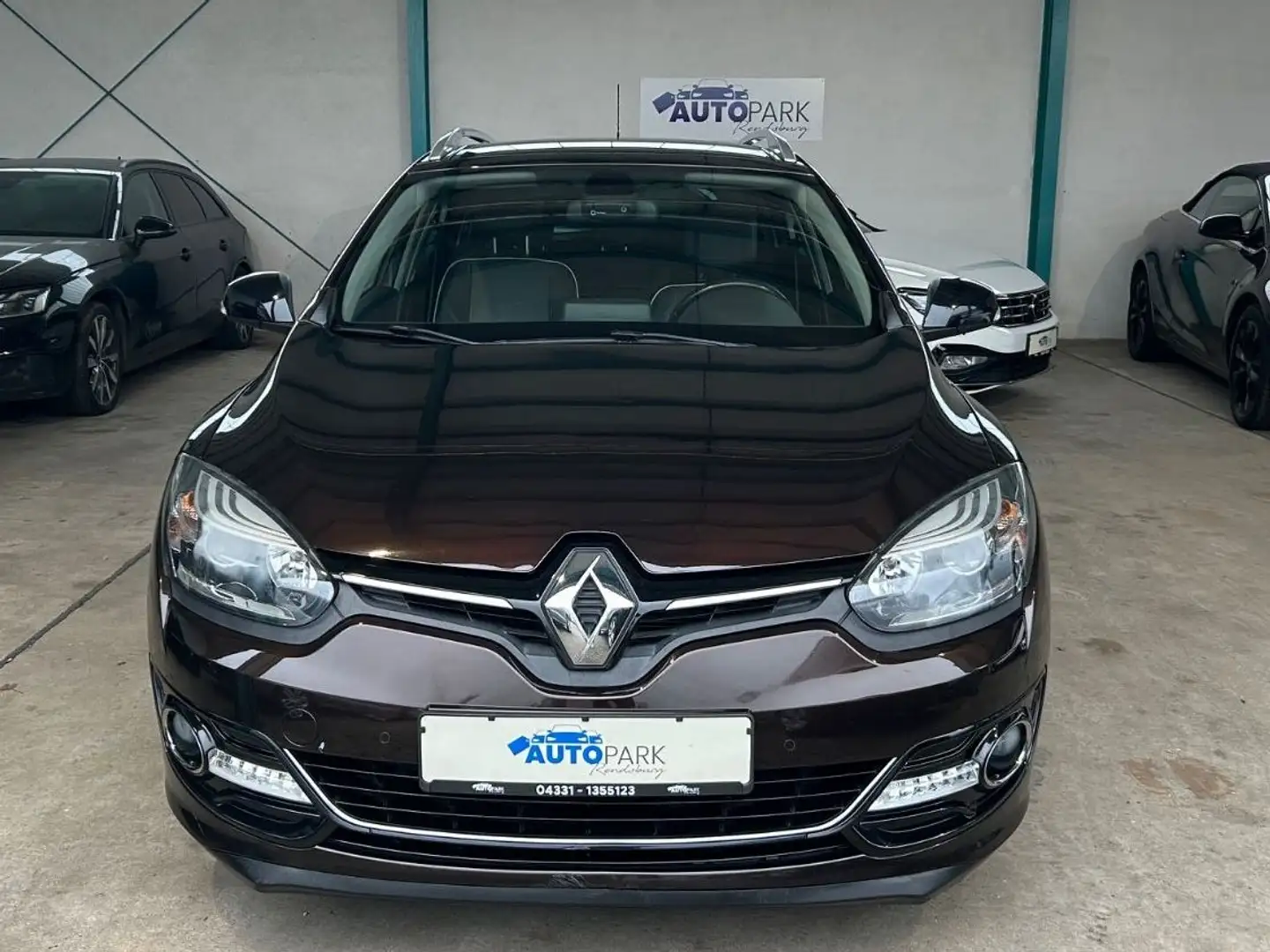 Renault Megane III Grandtour 1.6 dCI BOSE Edition Braun - 2