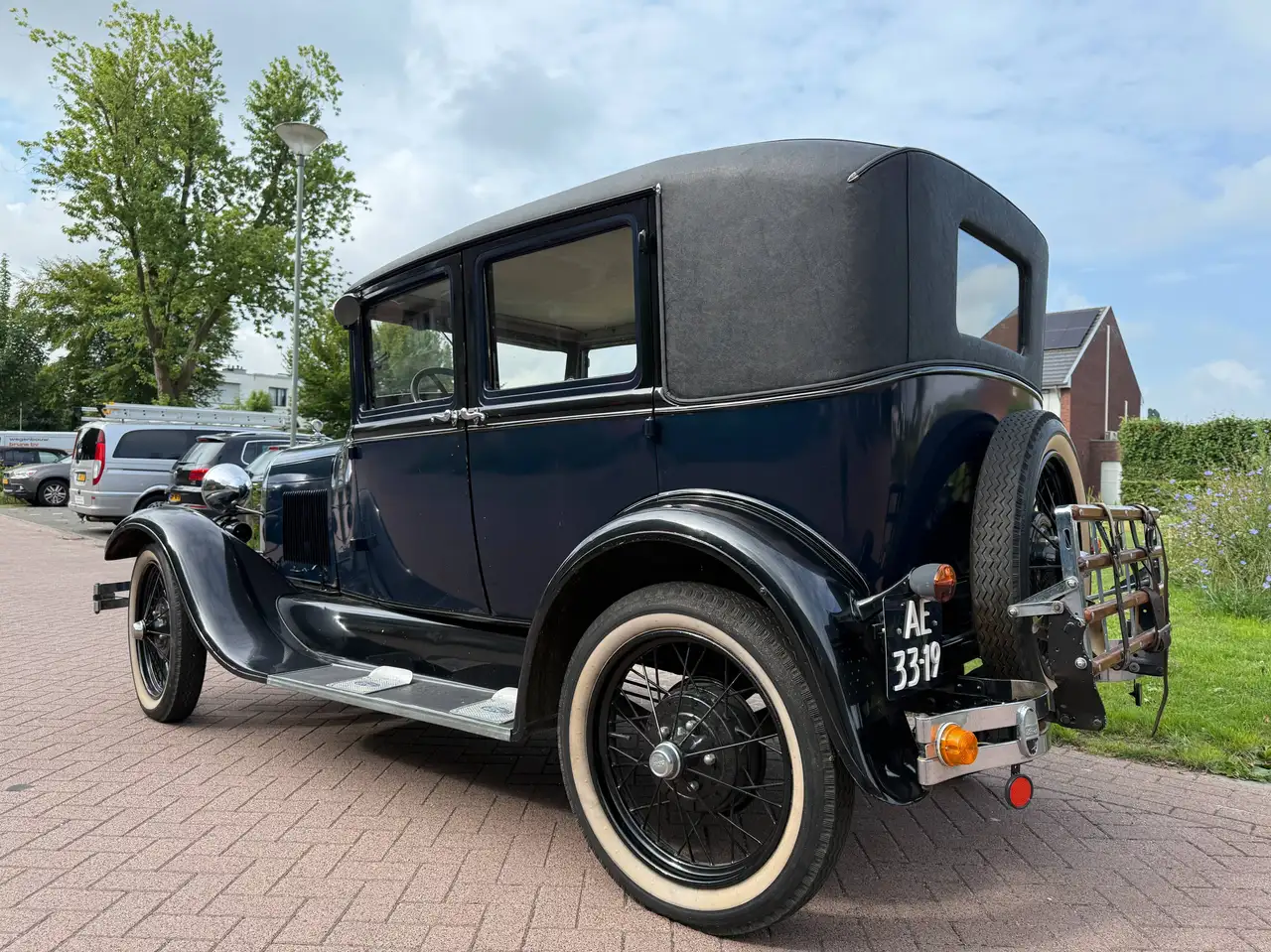 Ford Sedan 4 deur, foto 8