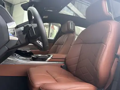 Annonce voiture d'occasion BMW i7 - CARADIZE