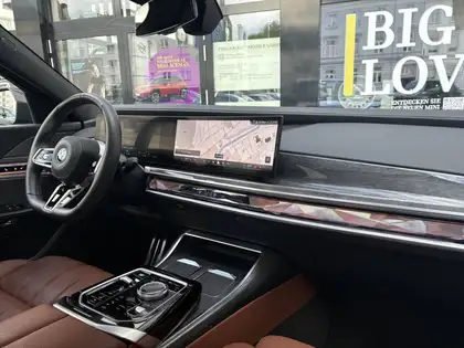 Annonce voiture d'occasion BMW i7 - CARADIZE