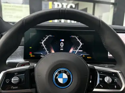 Annonce voiture d'occasion BMW i7 - CARADIZE