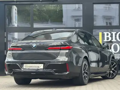 Annonce voiture d'occasion BMW i7 - CARADIZE