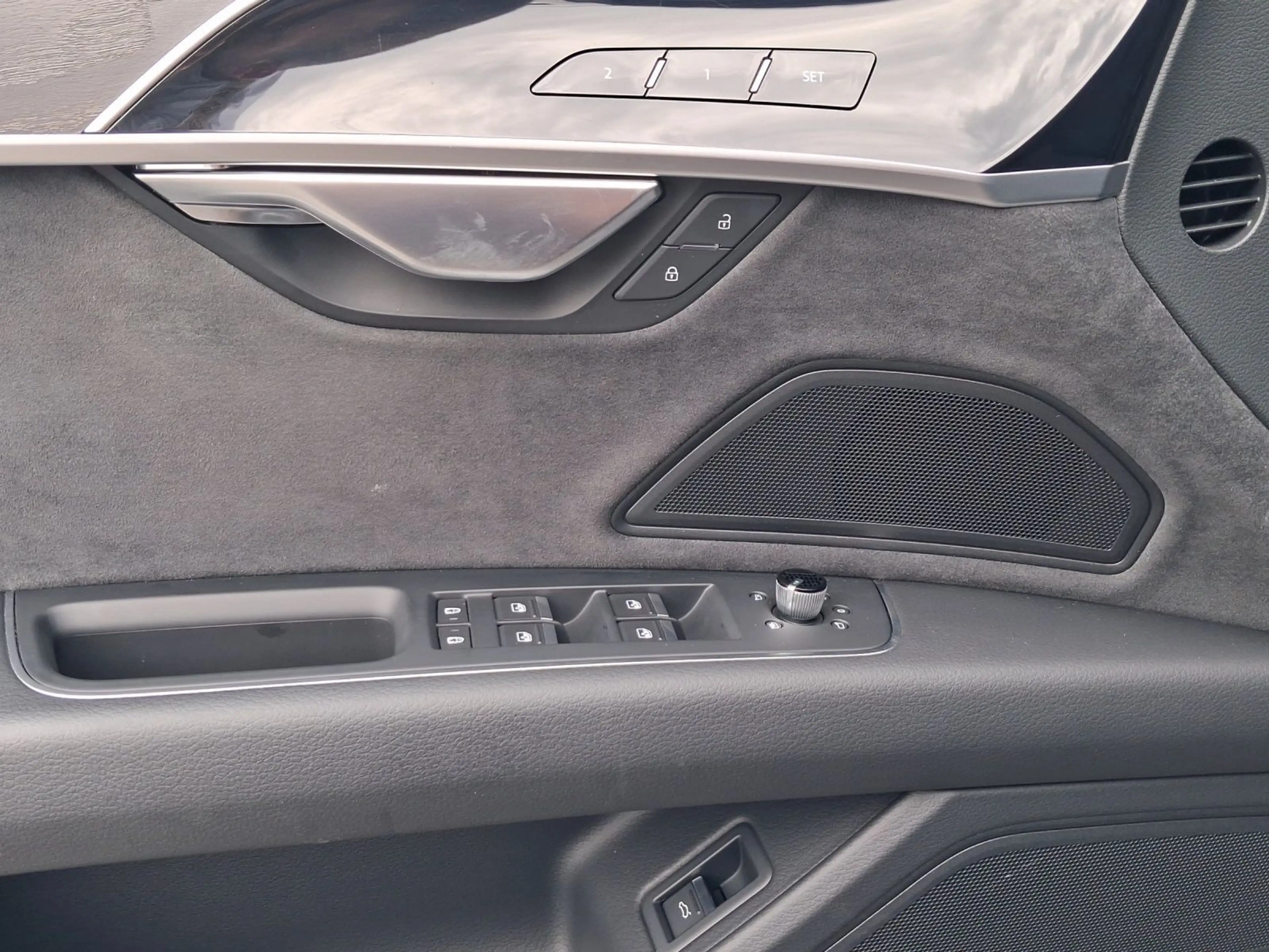 Audi A8 50 TDI Q MATRIX NAVI+ KAMERA LEDER LM18 — photo 8