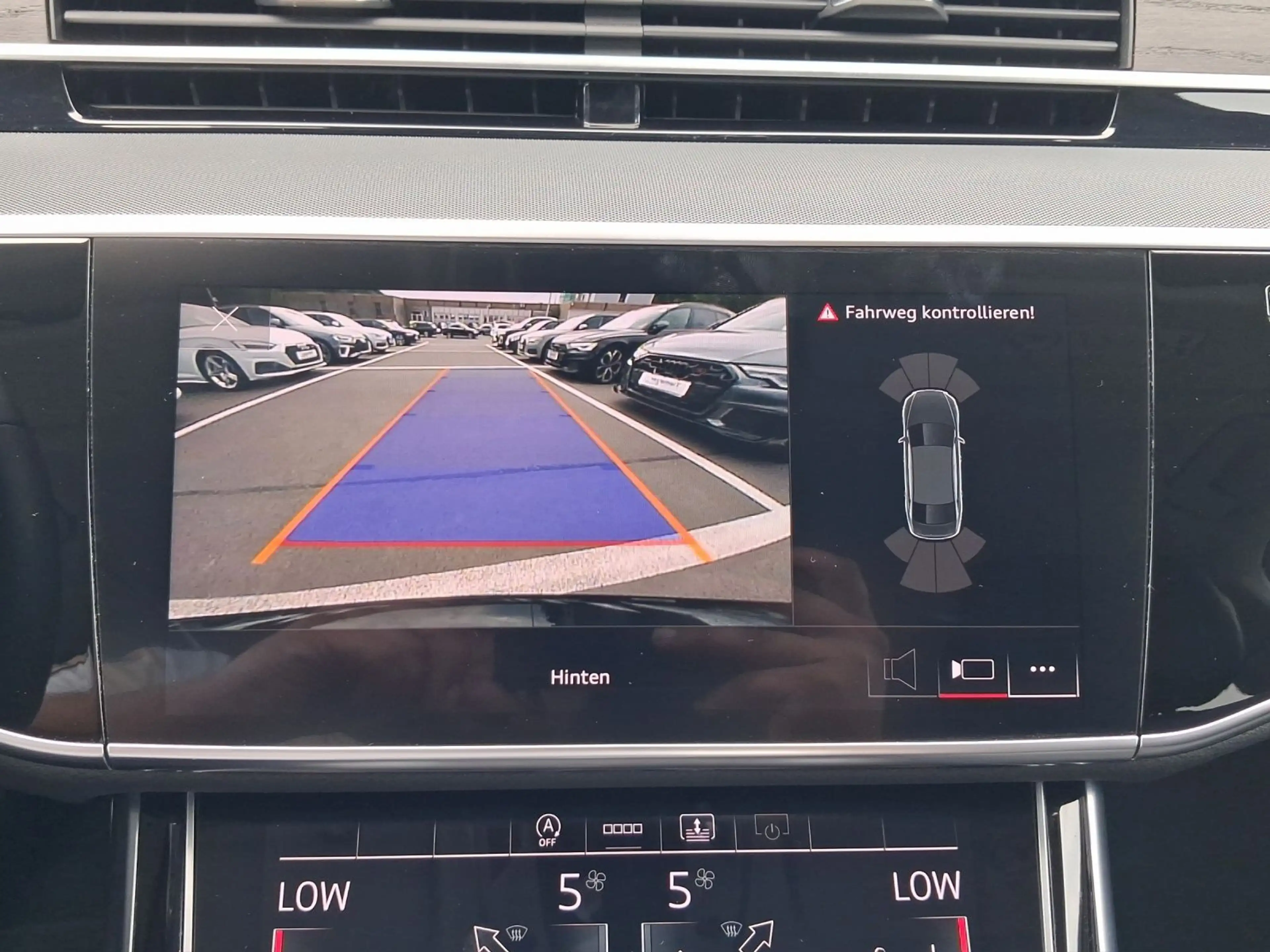 Audi A8 50 TDI Q MATRIX NAVI+ KAMERA LEDER LM18 — photo 13