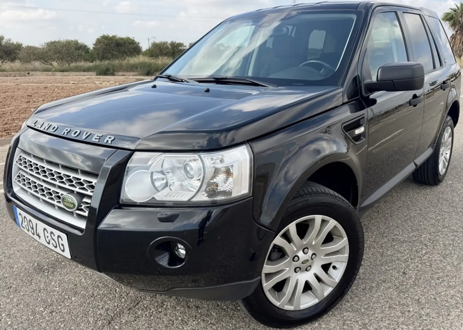 Land Rover Freelander 2.2Td4 S&S XS Zwart - 1