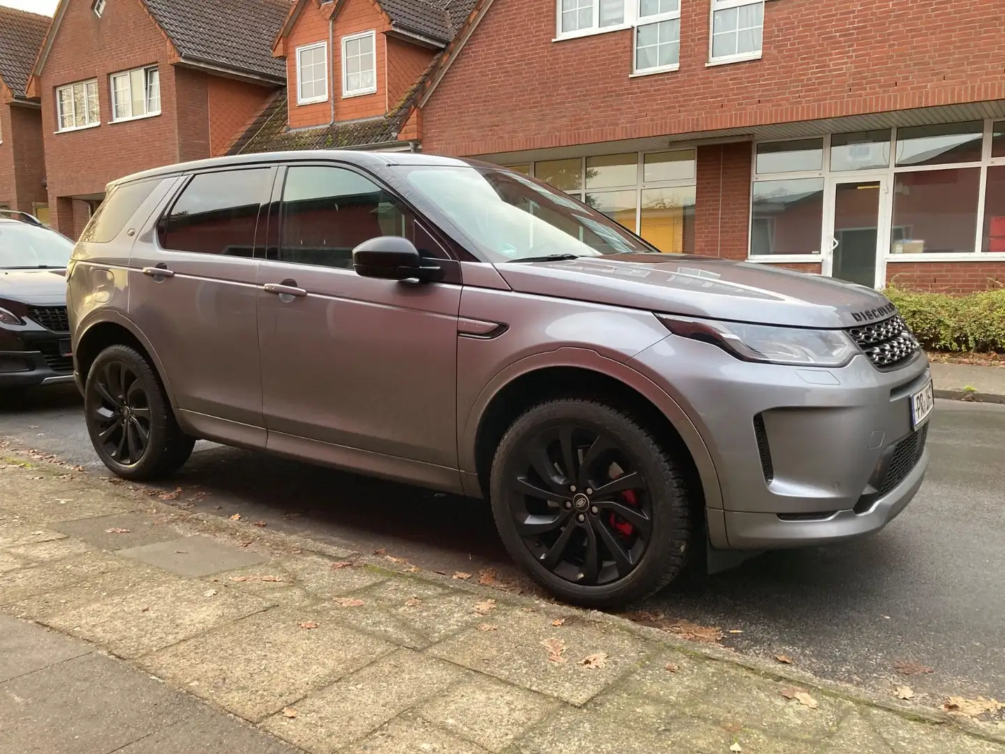 land rover discovery sport