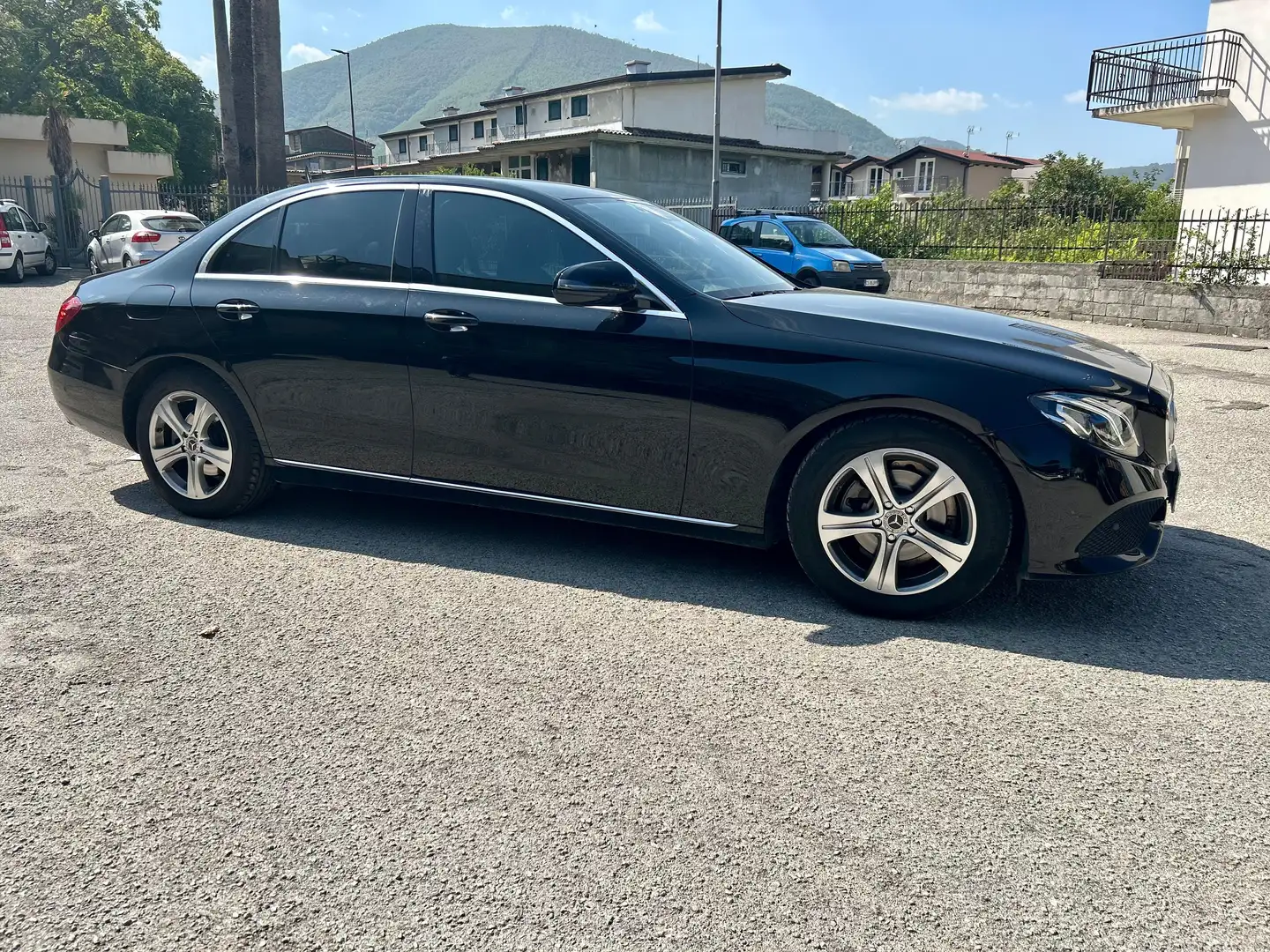 Mercedes-Benz E 200 Classe E - W213 Berlina d Business Sport auto Nero - 2