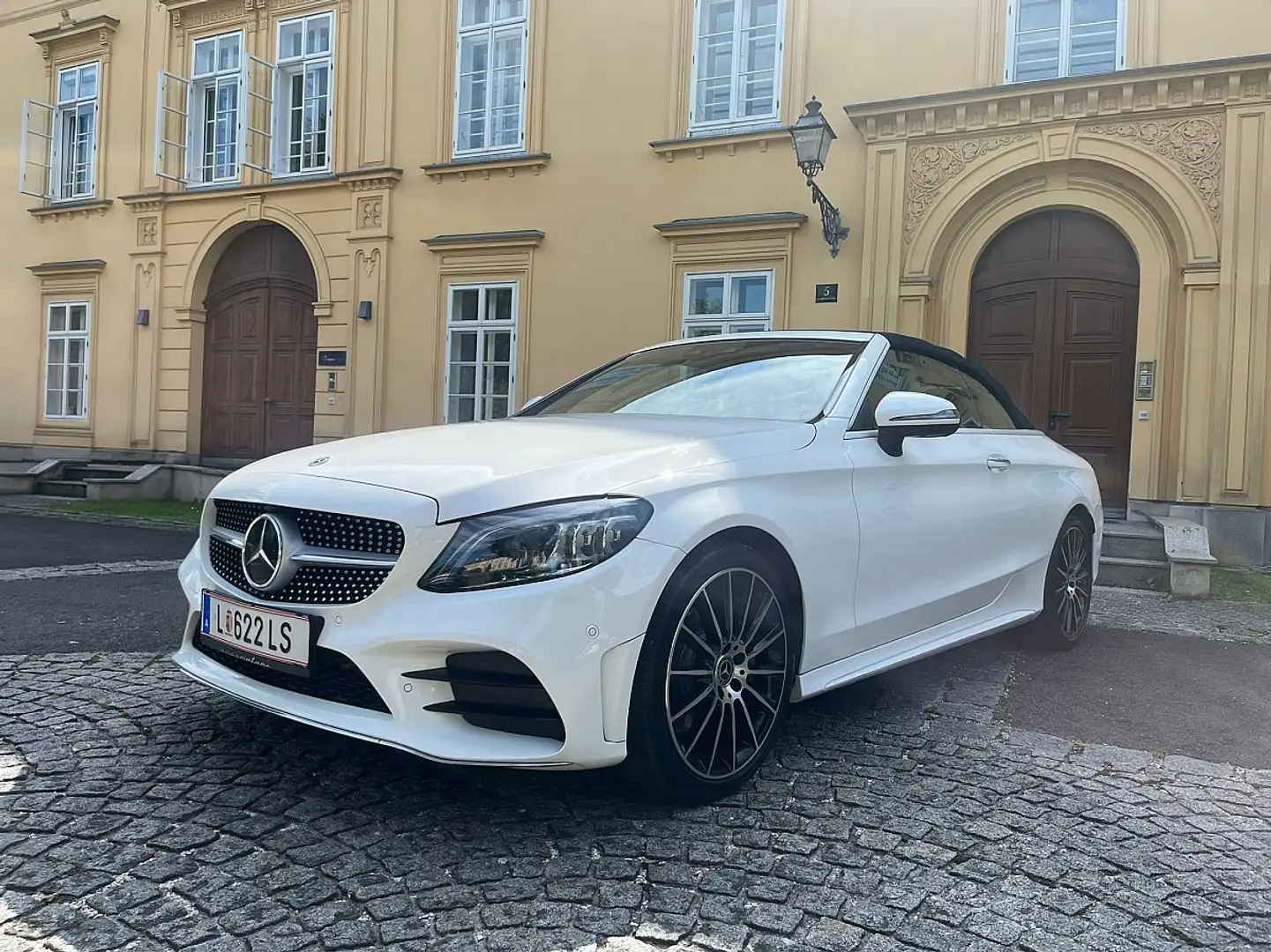 Mercedes-Benz C 220 d Cabrio Aut. AMG, Sitzmemory, Multibeam, Leder... Weiß - 2