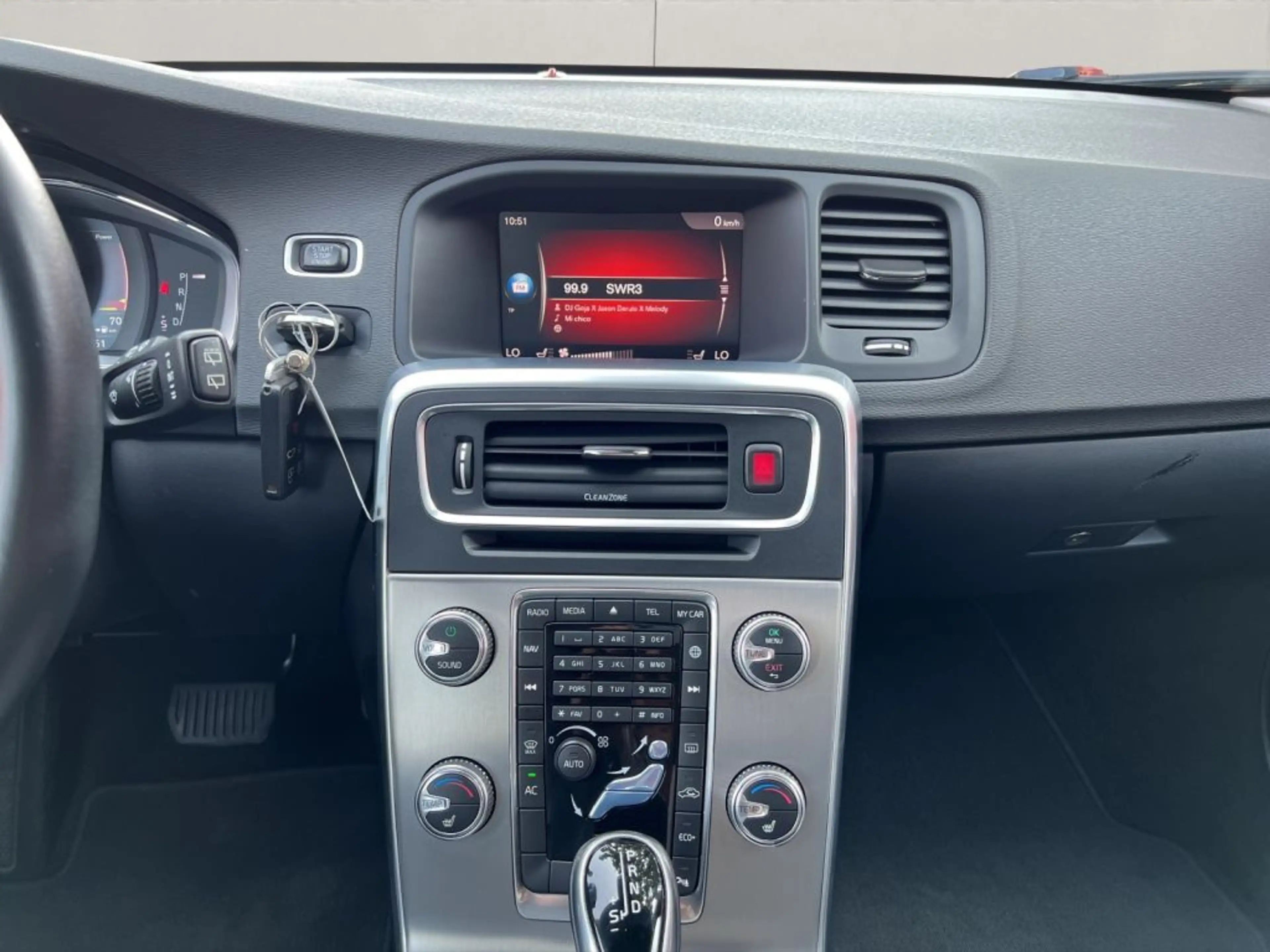 Volvo V60 Cross Country D3 Geartronic Pro+AUTOM.+LEDER — photo 14