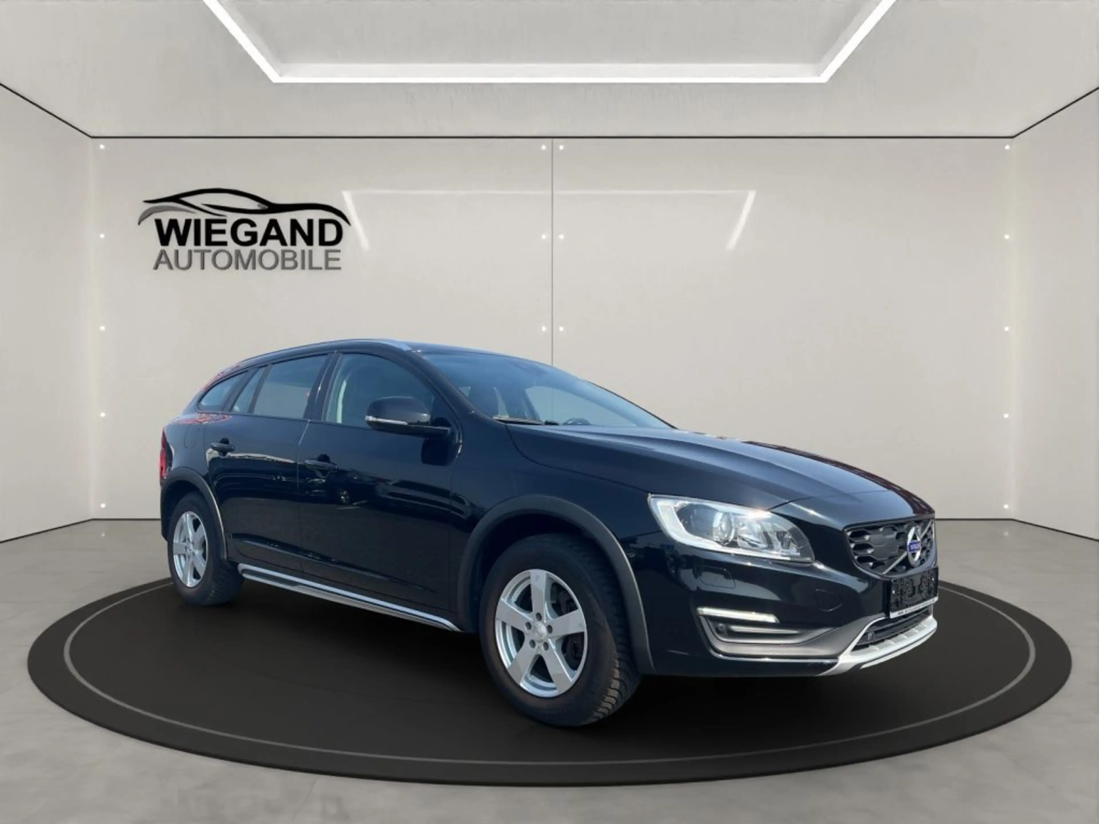 Volvo V60 Cross Country D3 Geartronic Pro+AUTOM.+LEDER — photo 7