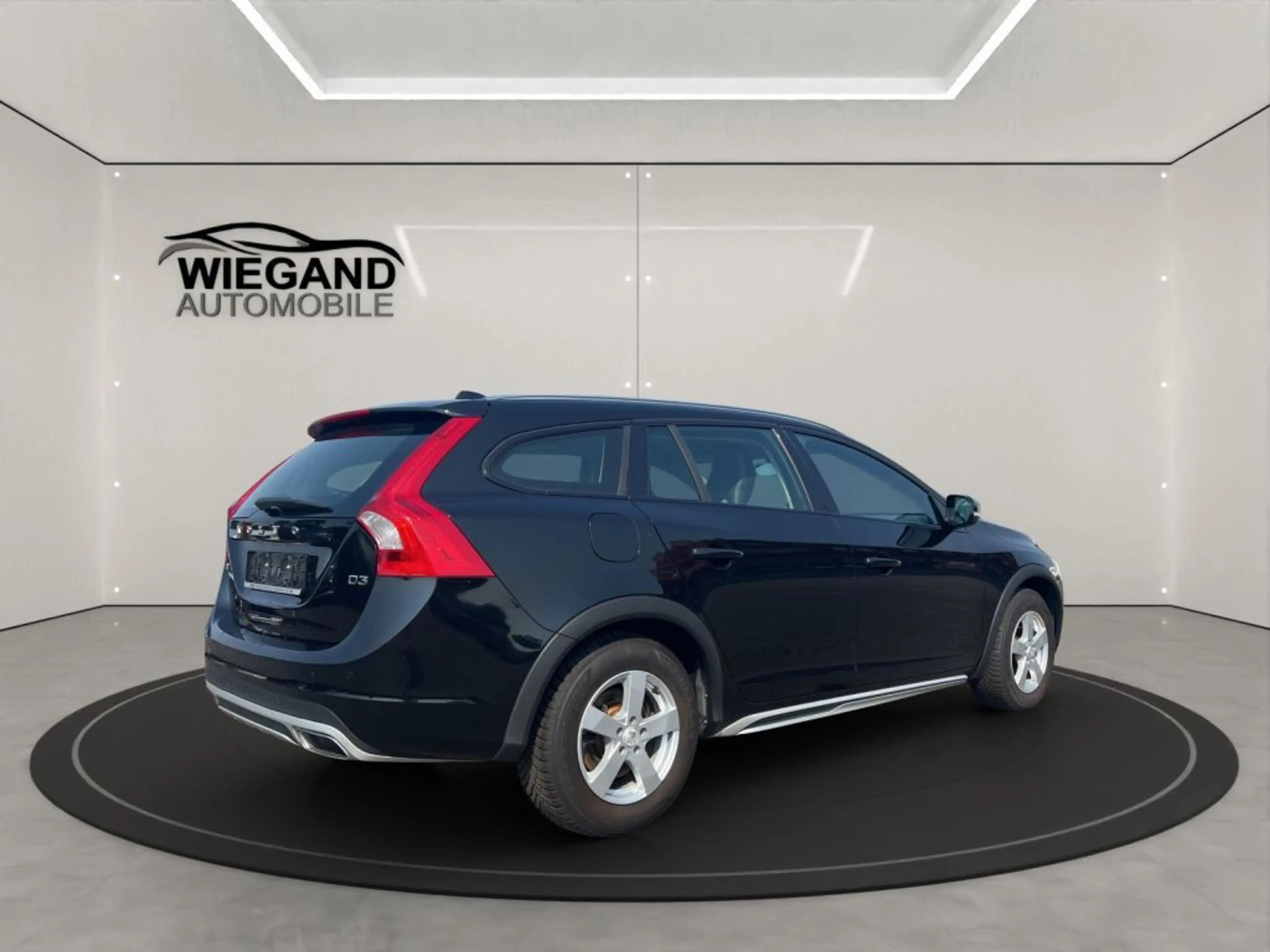 Volvo V60 Cross Country D3 Geartronic Pro+AUTOM.+LEDER — photo 5