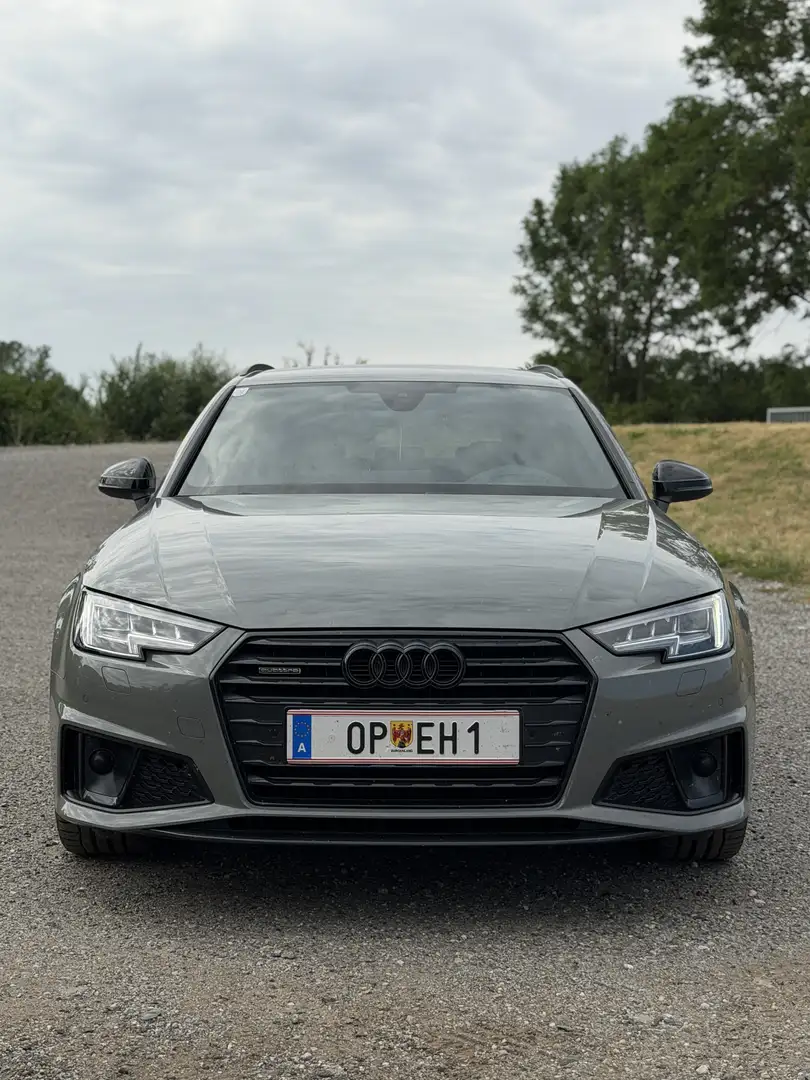 Audi A4 Audi 40 TDI quattro *S-Line, B&O, Matrix, Massage* Grau - 1