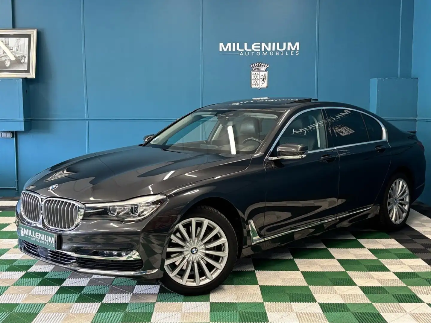 BMW 730 SERIE (G11/G12) 730DA XDRIVE 265CH EXCLUSIVE Gris - 1