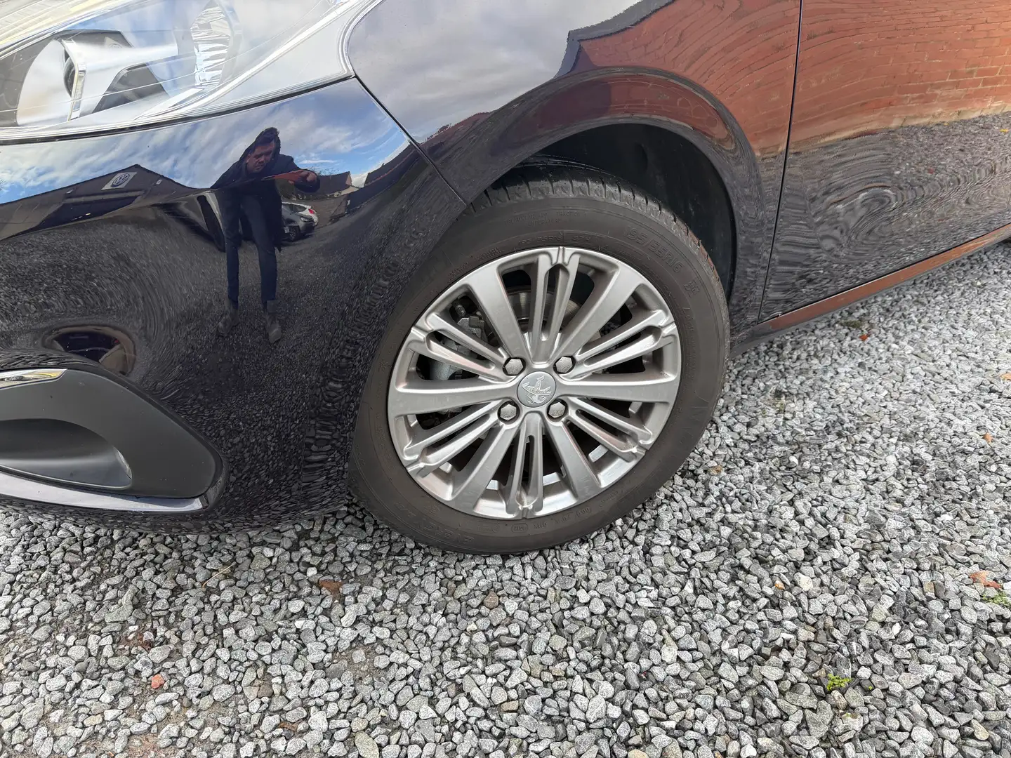 Peugeot 208 208 1.2i Style / Parfait Etat / GARANTIE Modrá - 2