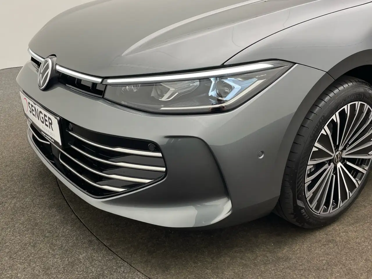 Volkswagen Passat Variant Elegance 1,5 eHybrid Matrix Navi 6