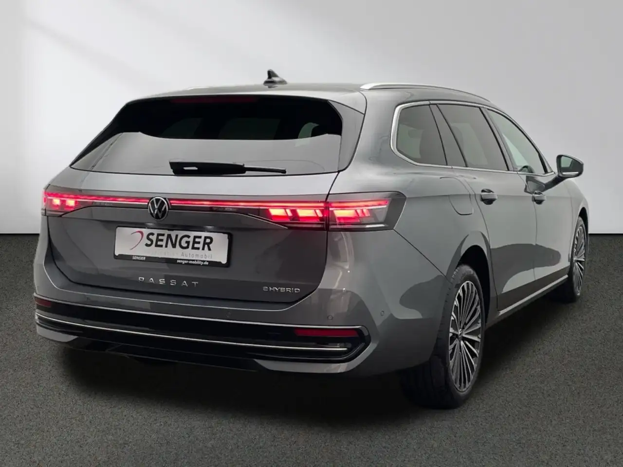 Volkswagen Passat Variant Elegance 1,5 eHybrid Matrix Navi 3