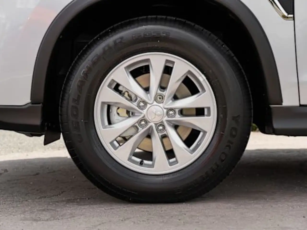 Mitsubishi RVR снимка Mitsubishi RVR