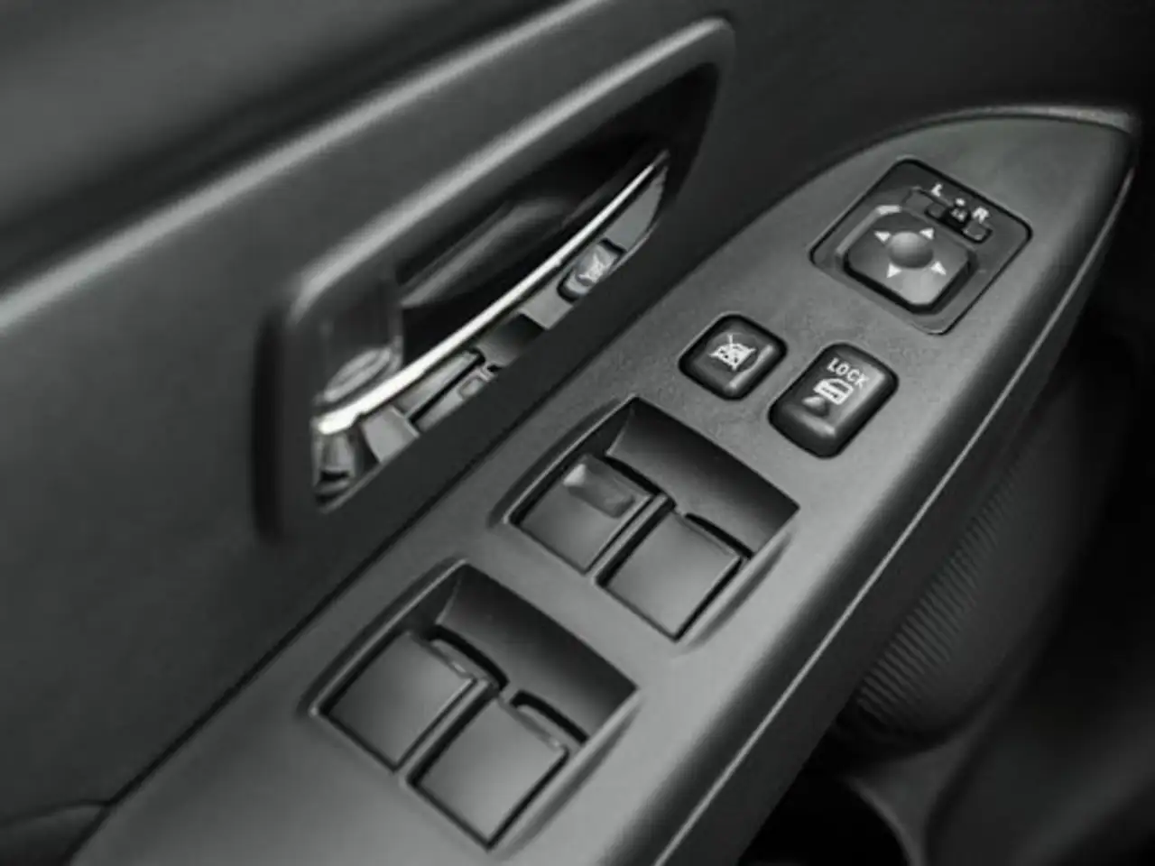 Mitsubishi RVR снимка Mitsubishi RVR