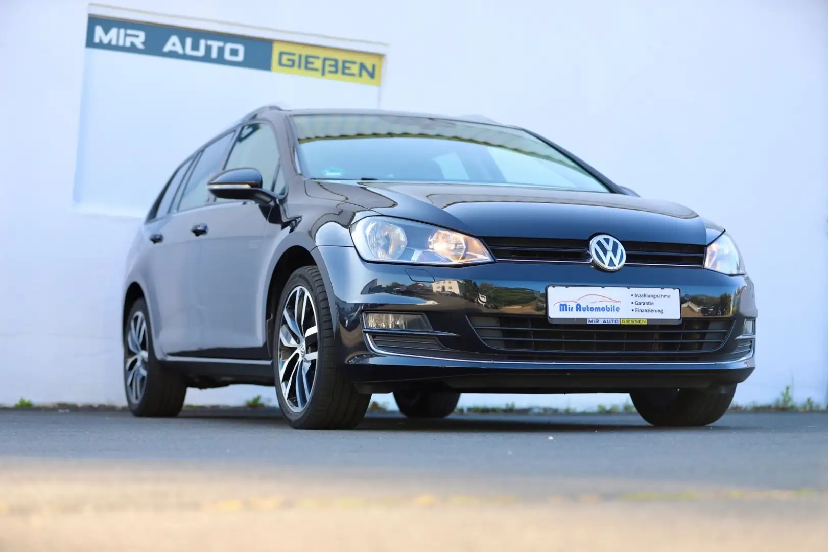 Volkswagen Golf VII 1.6 TDI Variant Allstar NAVI PDC Totewi Schwarz - 2