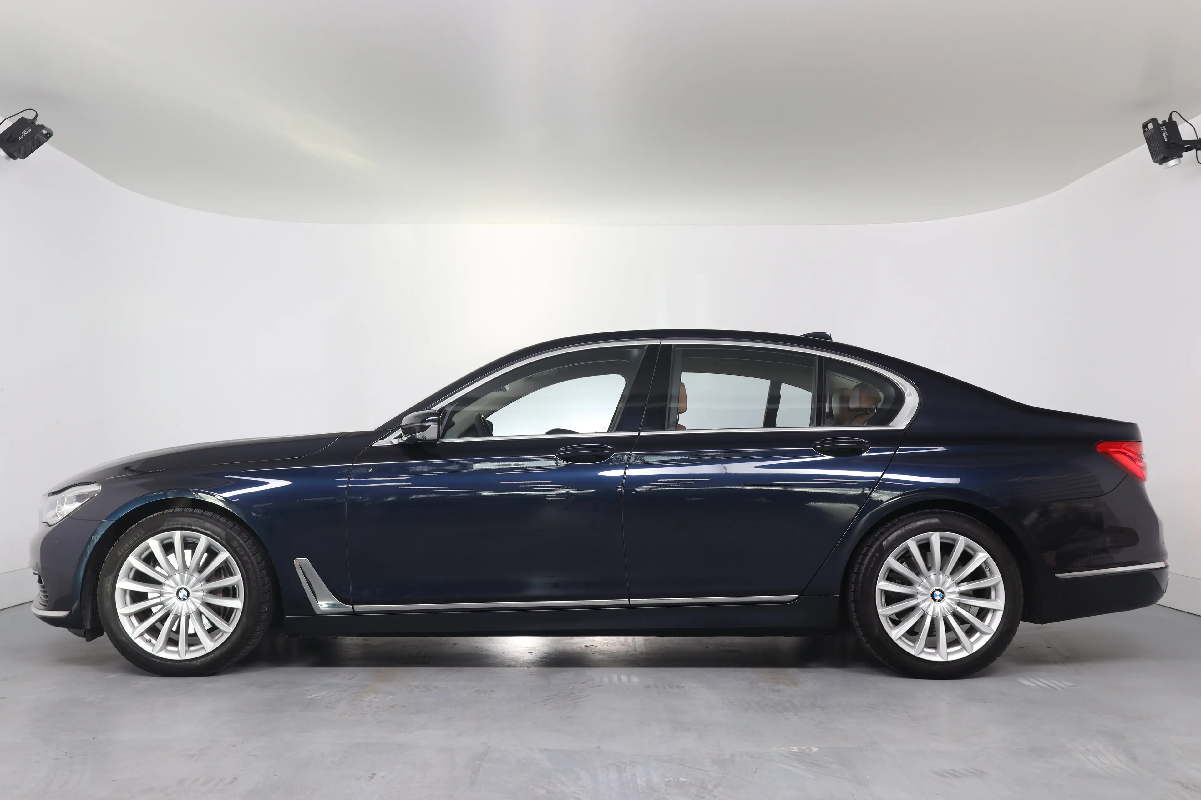 BMW 740 7 Serie 740i High Executive | 1e Eigenaar! | Deale — photo 2
