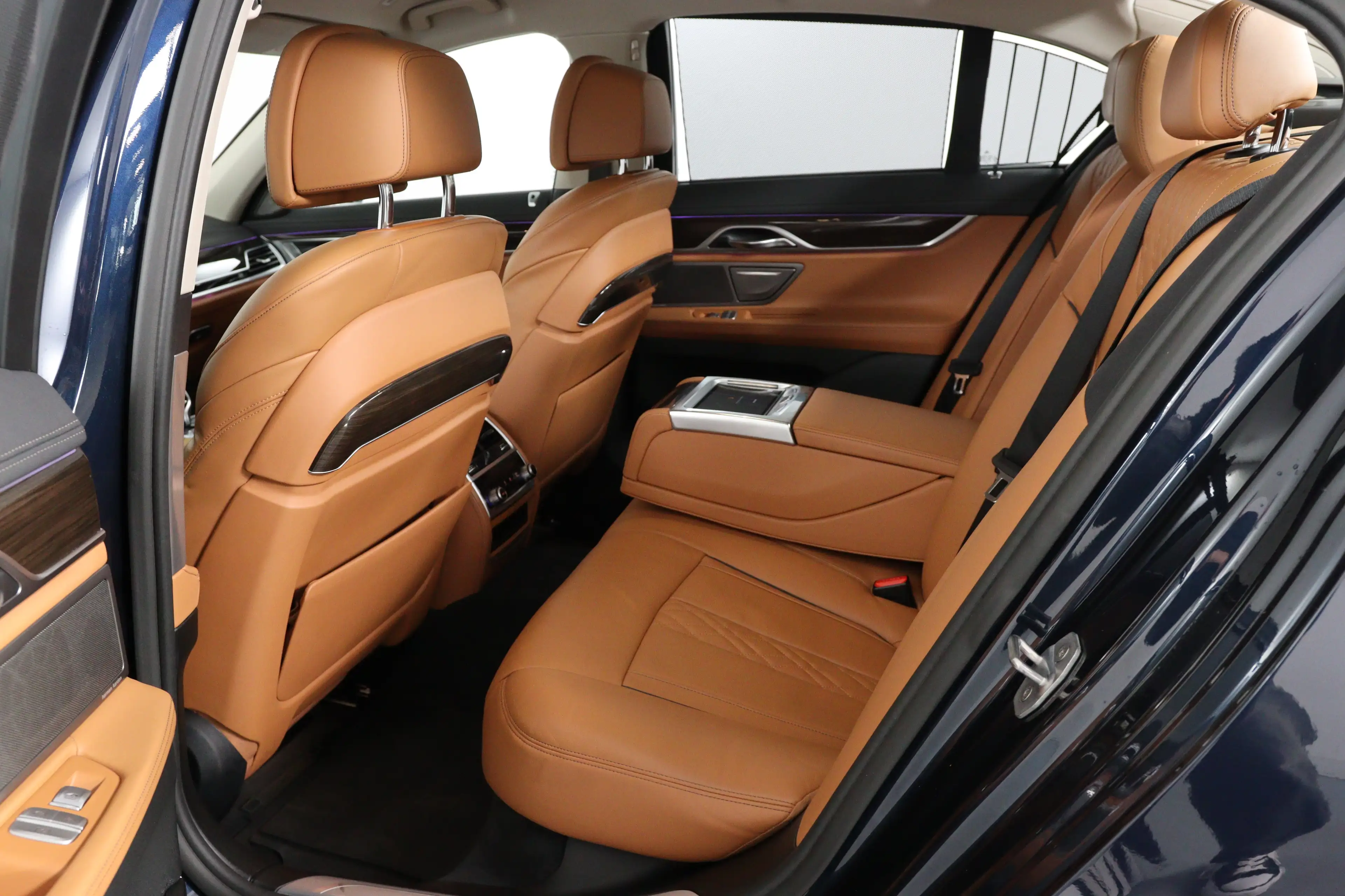 BMW 740 7 Serie 740i High Executive | 1e Eigenaar! | Deale — photo 31