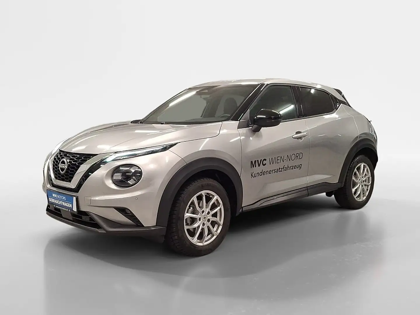 Nissan Juke 1,0 DIG-T N-Connecta Srebrny - 2