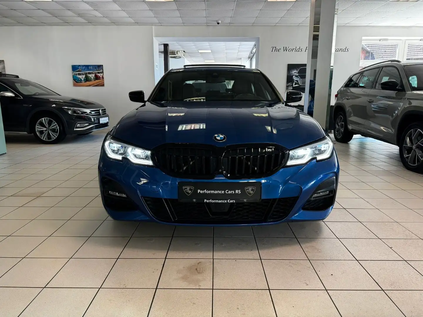 BMW 320 d Lim M Pano/360°/AHK/HEAD UP/Laser Licht Bleu - 2
