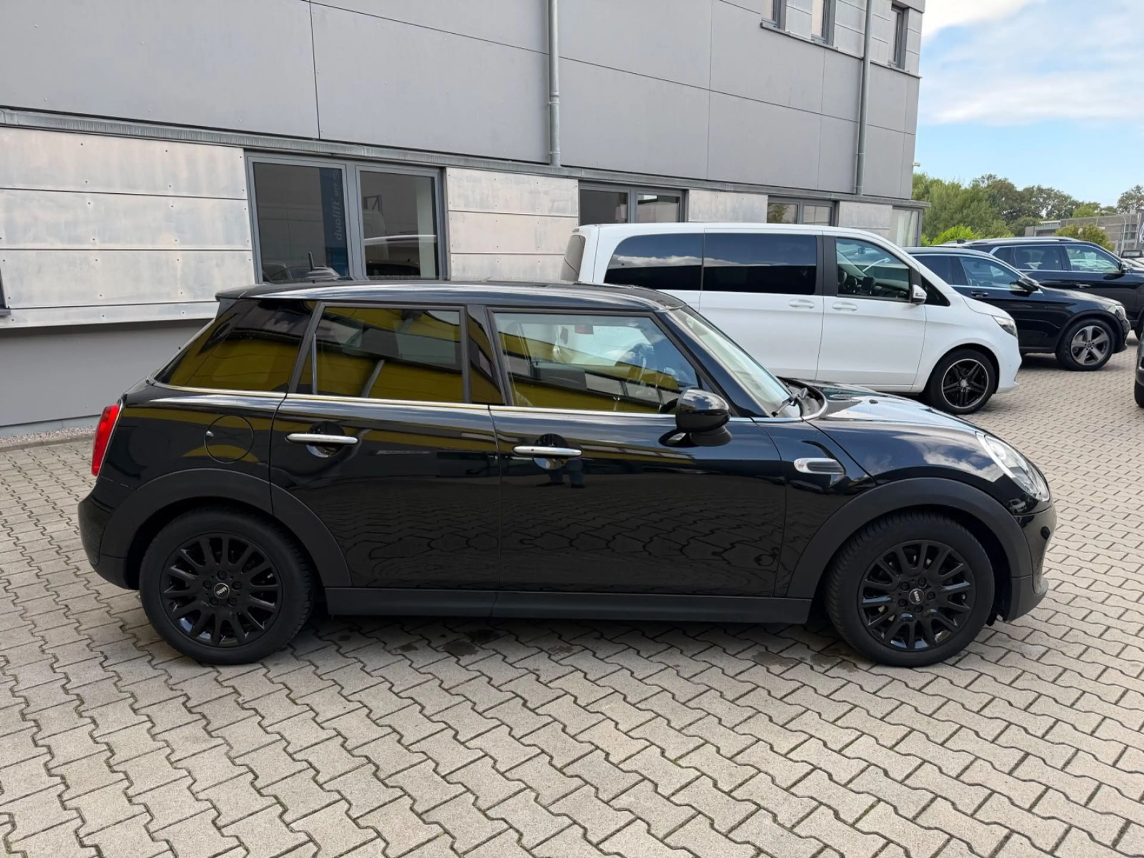 MINI One Mini/ALU/LEDER/PDC/SPORTPAKET/PANORAMA — photo 8