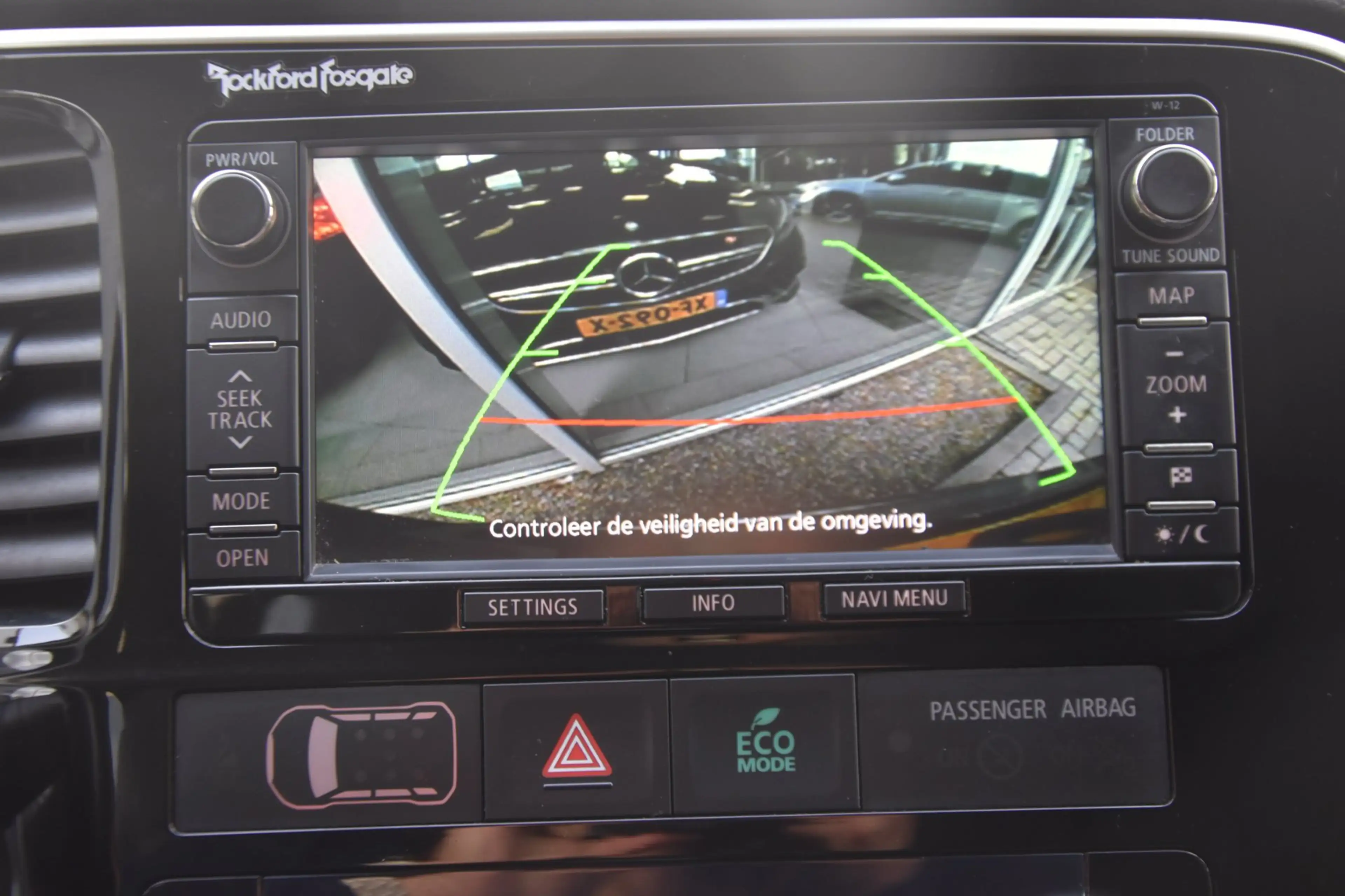Mitsubishi Outlander 2.0 PHEV Executive Edition Airco Leder Pdc Camera — photo 15