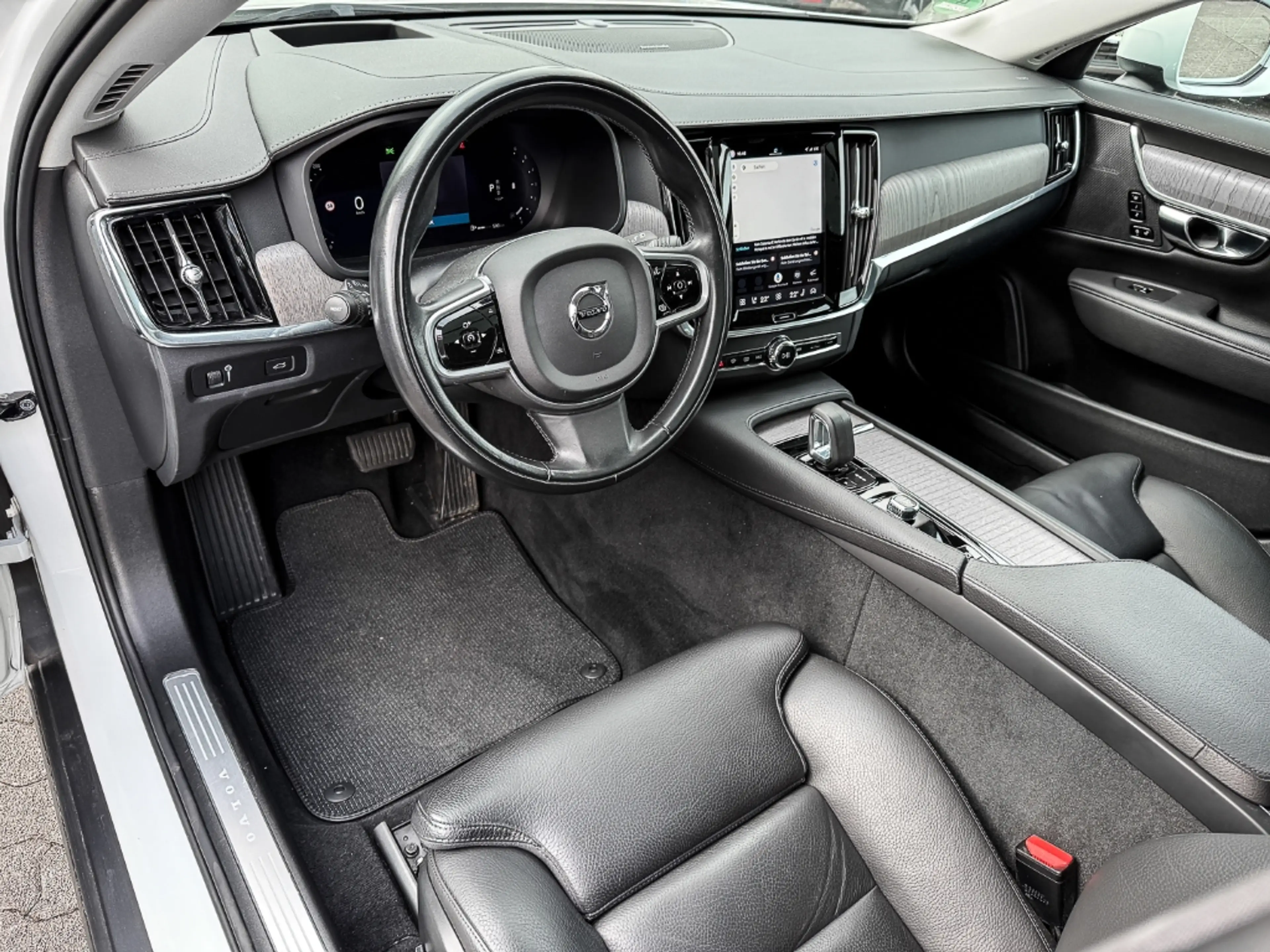 Volvo V90 Cross Country Pro B5 Diesel AWD HUD StandHZG AHK Panodach Navi L — photo 8