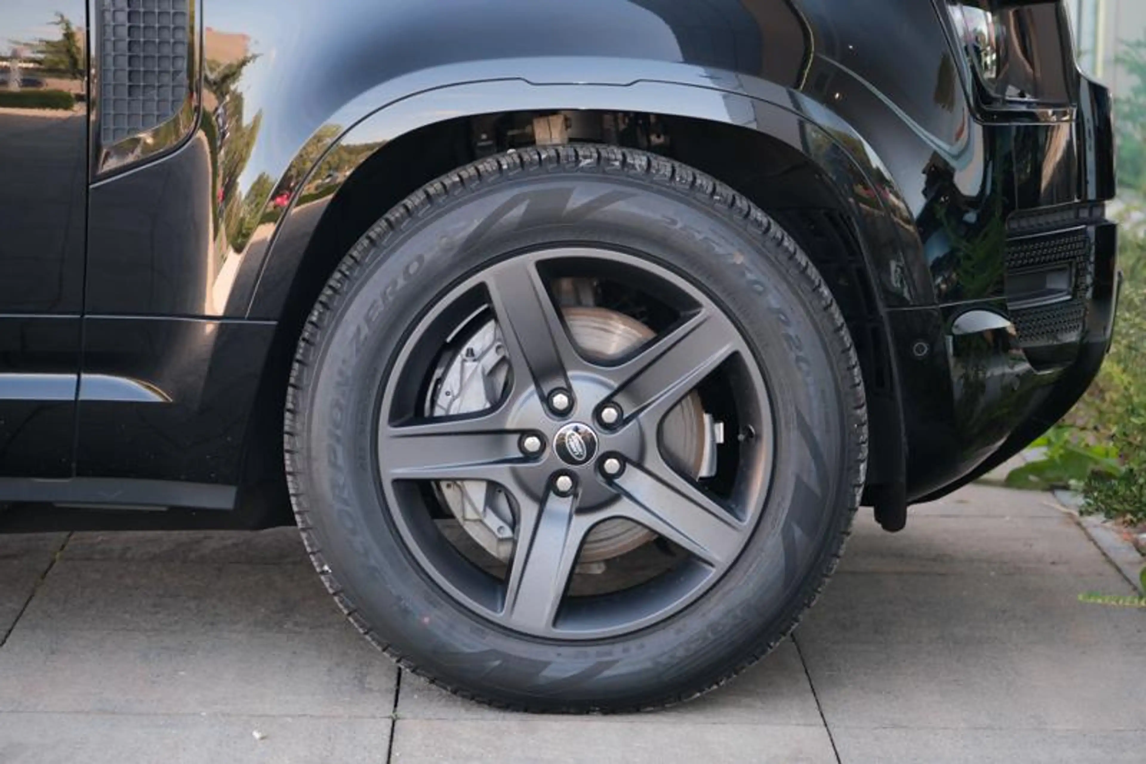 Land Rover Defender 130 D300 X-Dynamic SE | TERRAIN RESPONSE | MERIDIA — photo 4