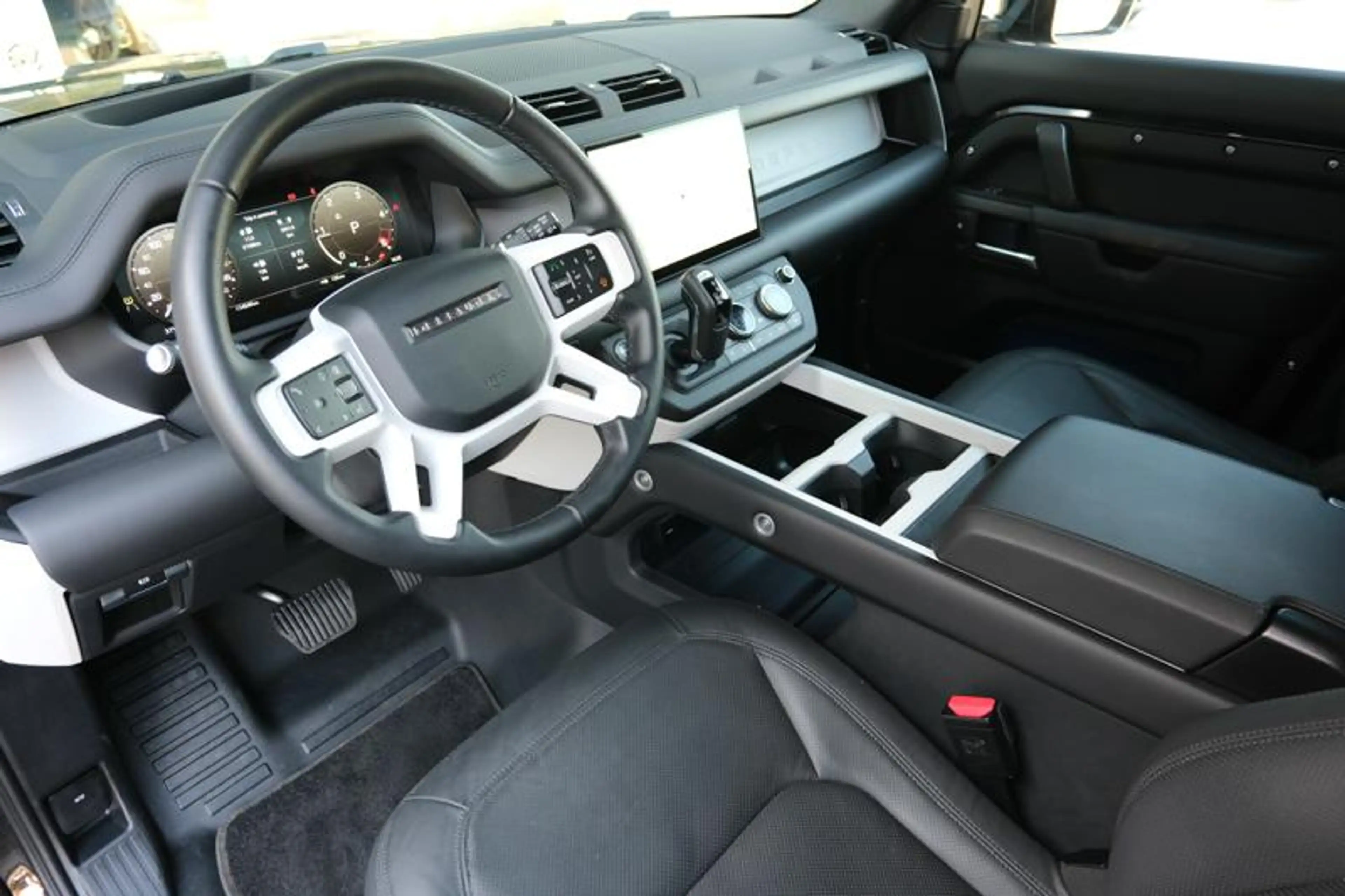 Land Rover Defender 130 D300 X-Dynamic SE | TERRAIN RESPONSE | MERIDIA — photo 9