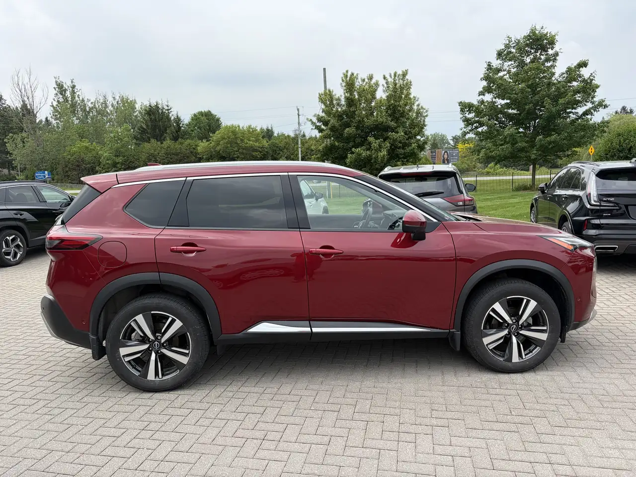 Nissan Rogue снимка Nissan Rogue