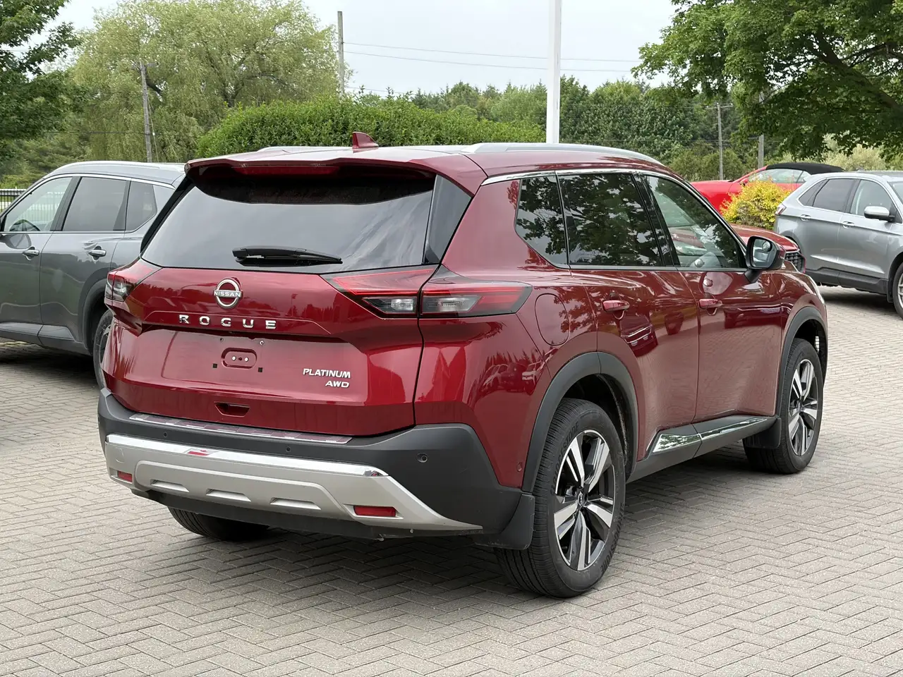 Nissan Rogue снимка Nissan Rogue
