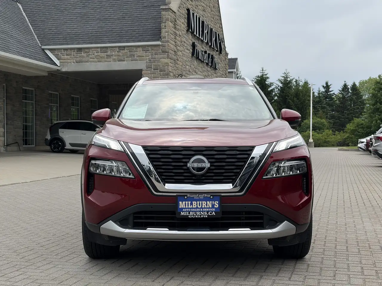 Nissan Rogue снимка Nissan Rogue