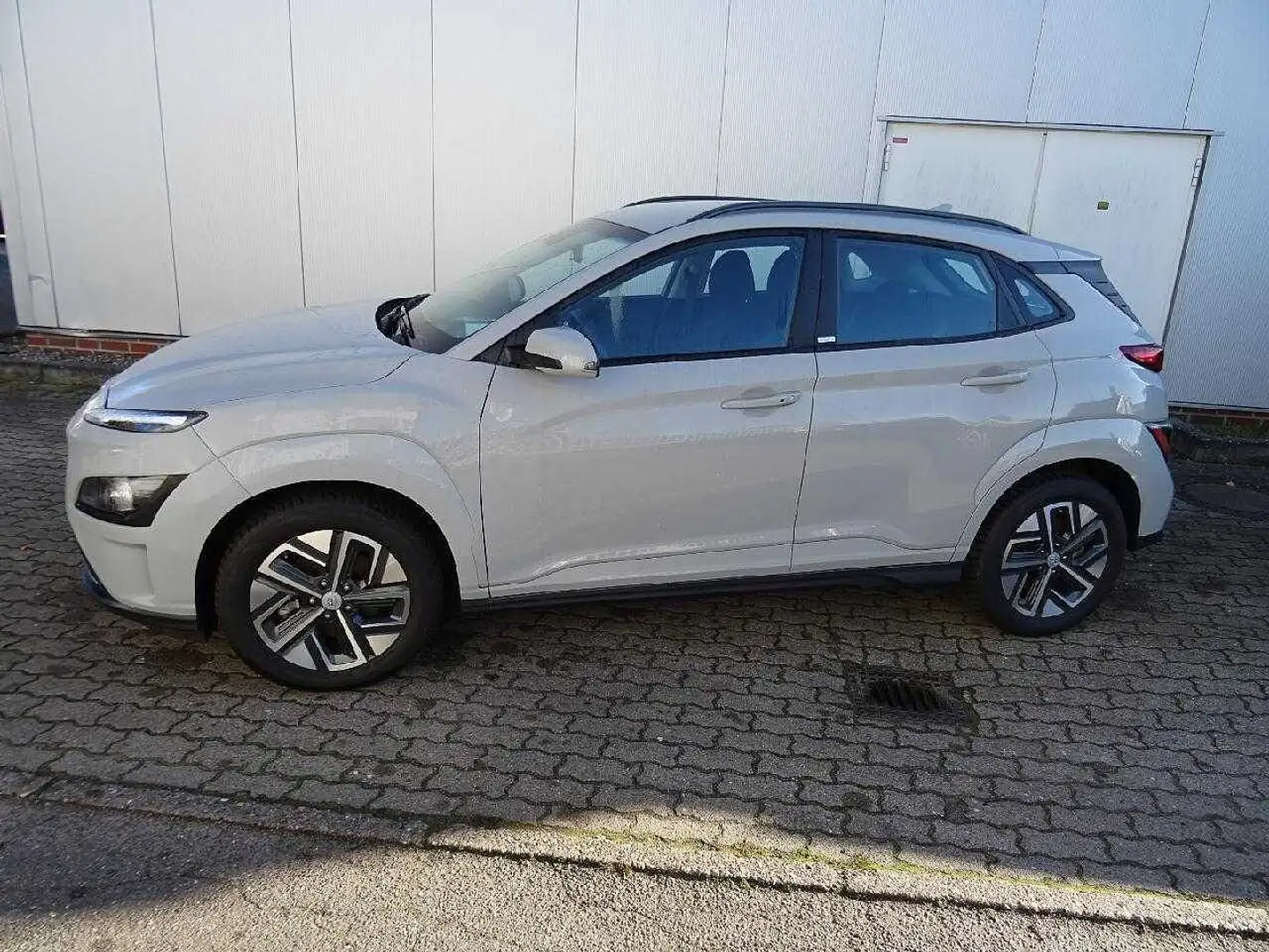 Hyundai KONA Select Elektro 2WD Grau - 1