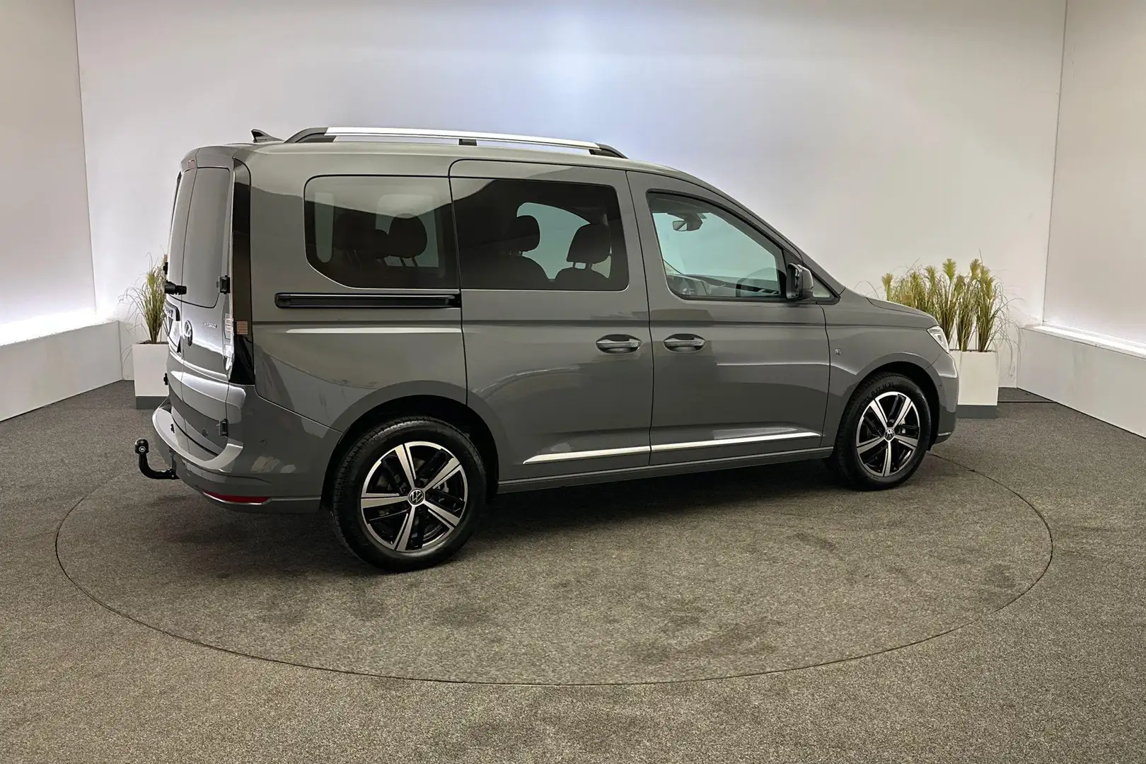 Volkswagen Caddy Kombi Style 1.5 115pk DSG eHybrid Grijs - 2