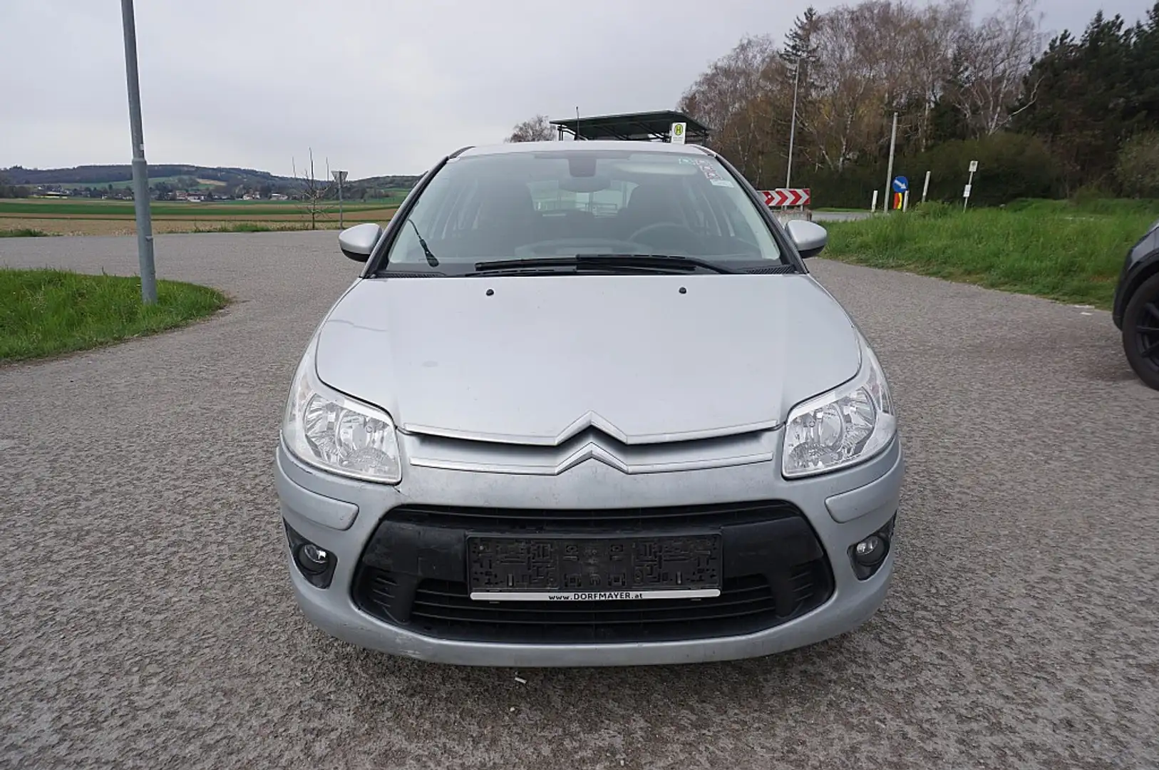Citroen C4 1,4 16V emotion Gris - 1
