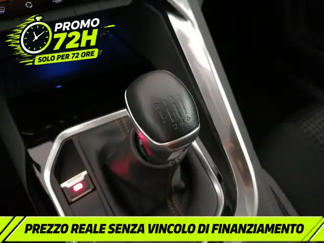 Peugeot 3008 view 13