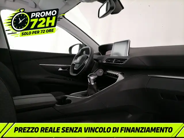 Peugeot 3008 view 7